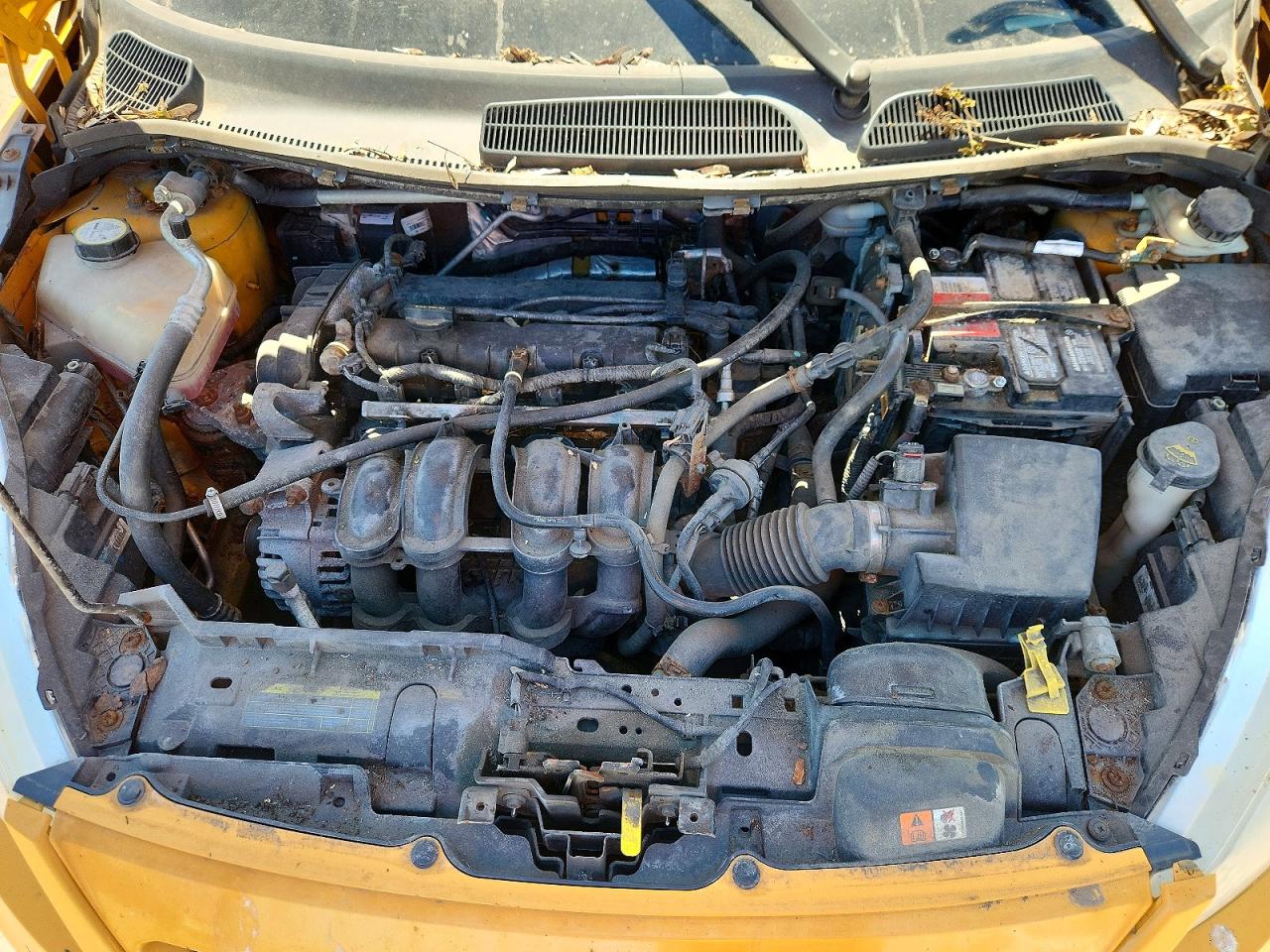 2011 Ford Fiesta Ses Gold vin: 3FADP4FJXBM123279