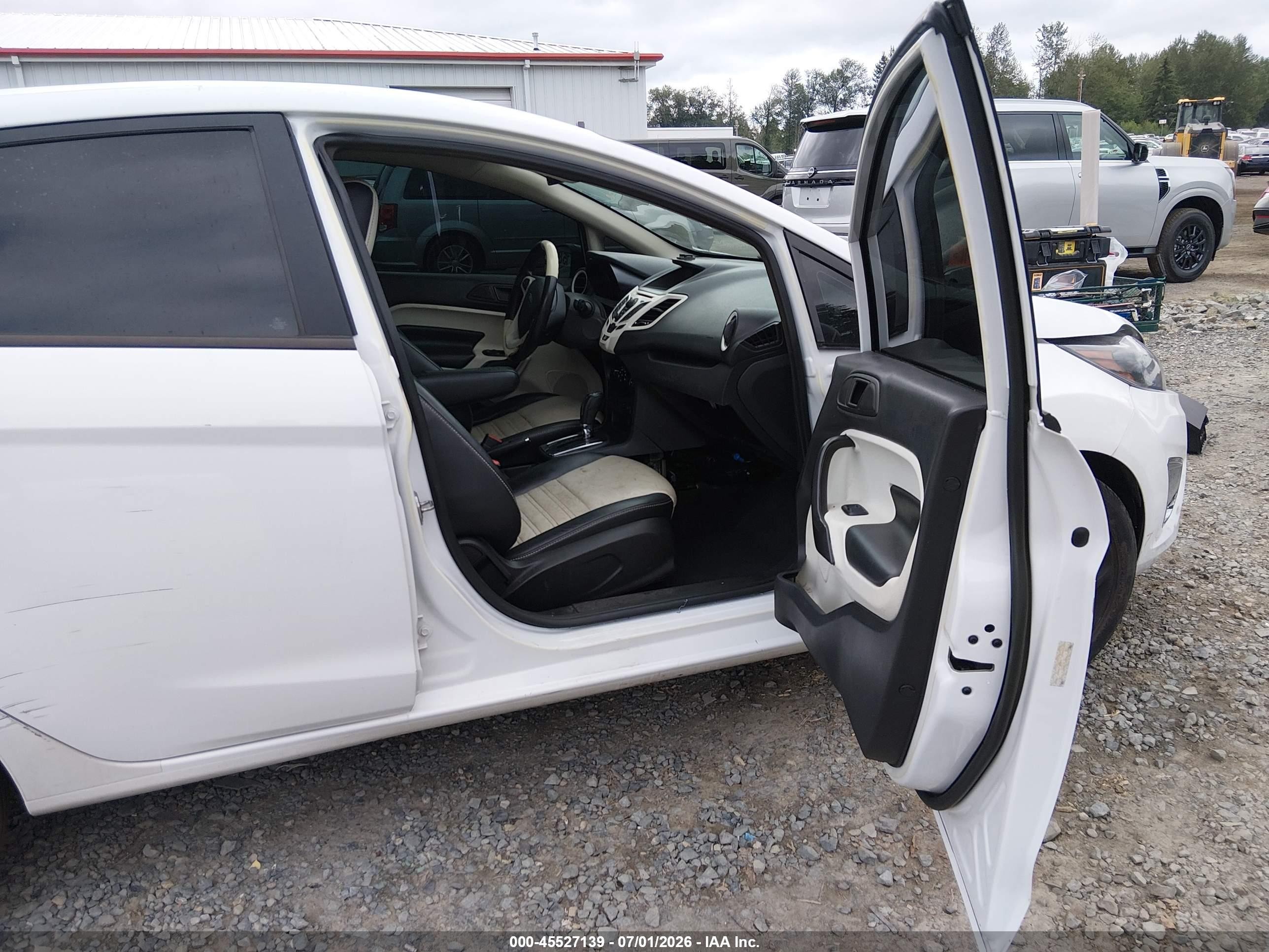 2012 Ford Fiesta Ses White vin: 3FADP4FJXCM159765