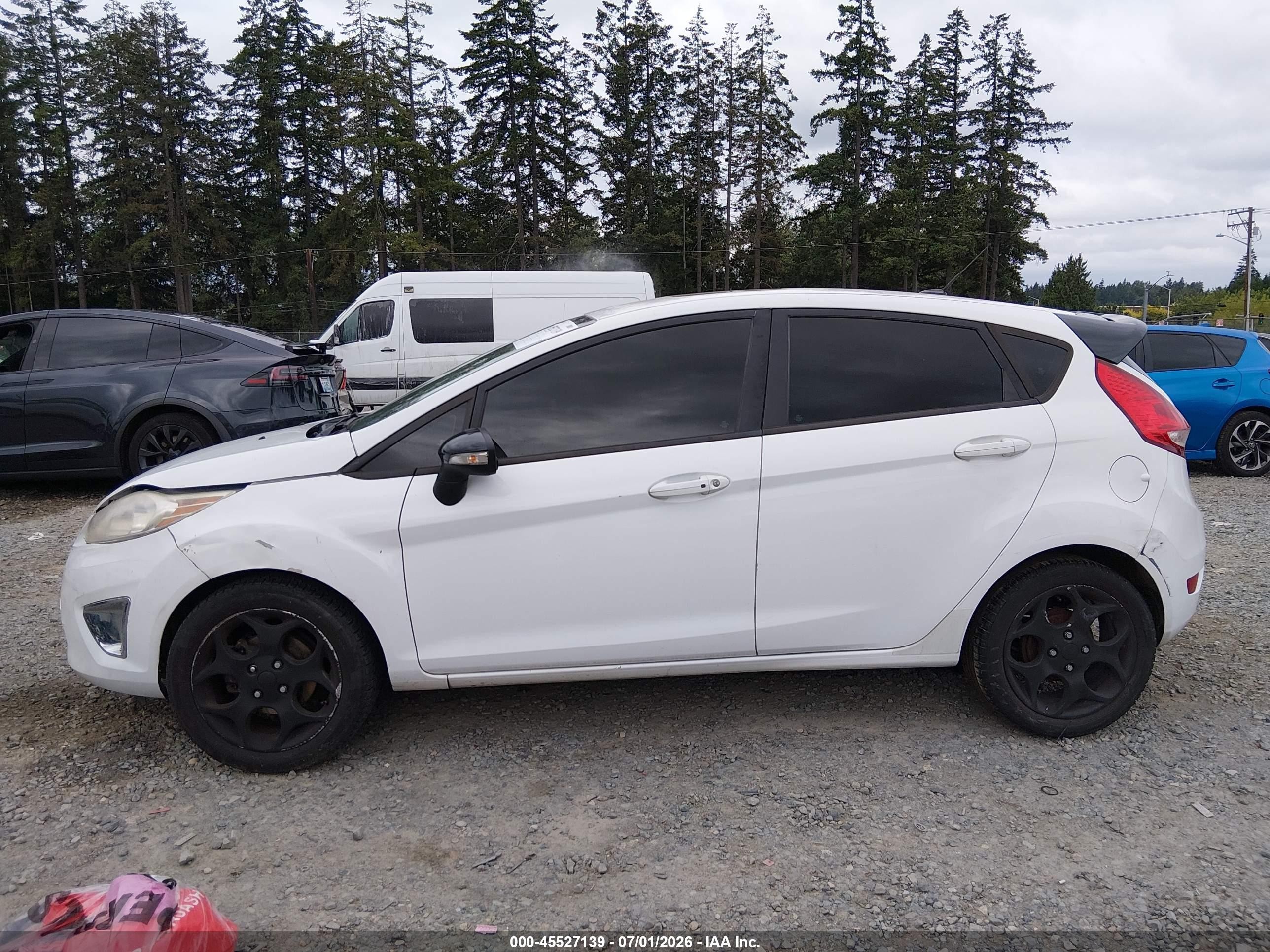 2012 Ford Fiesta Ses White vin: 3FADP4FJXCM159765