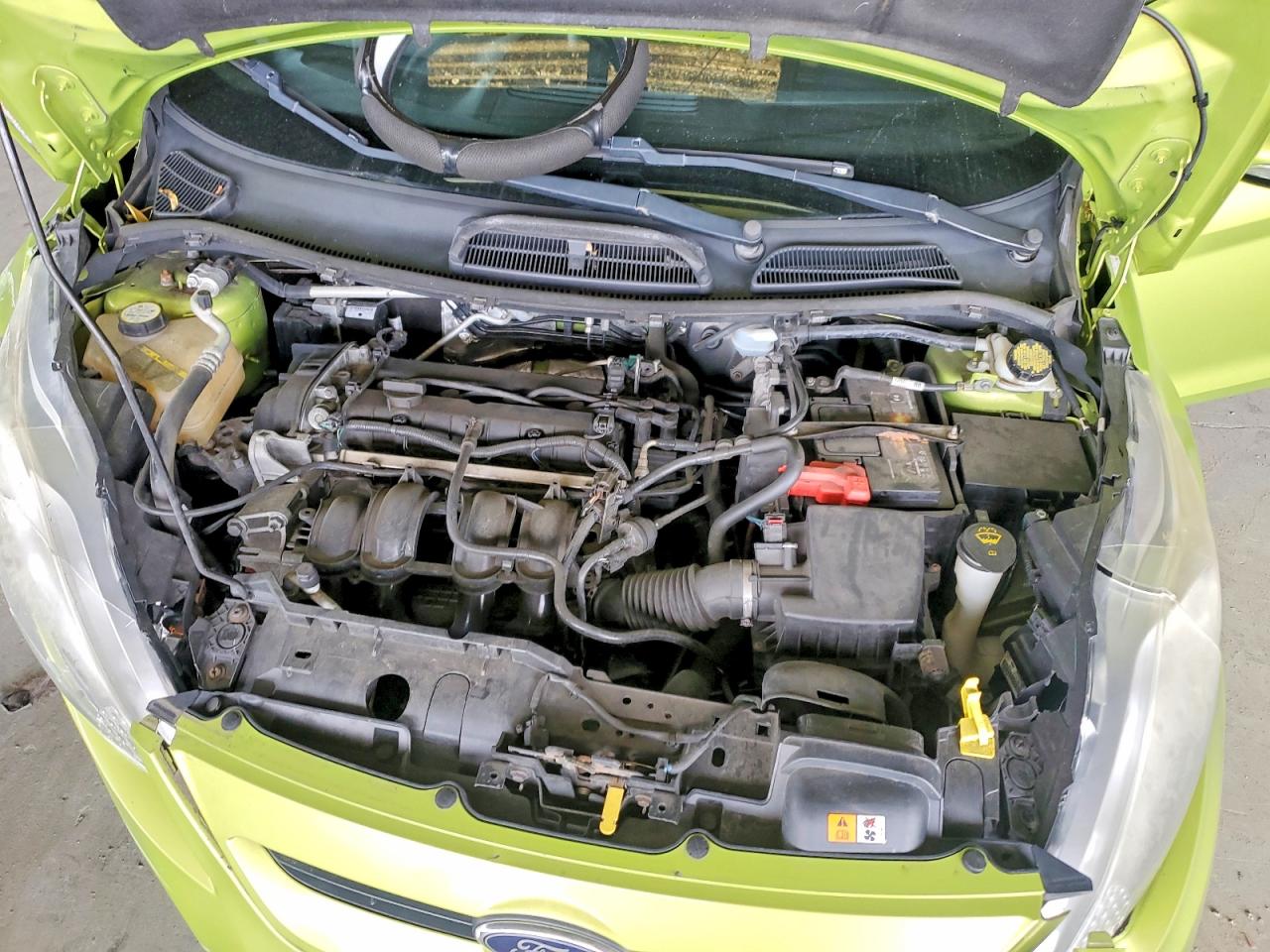 2013 Ford Fiesta Titanium Green vin: 3FADP4FJXDM153949
