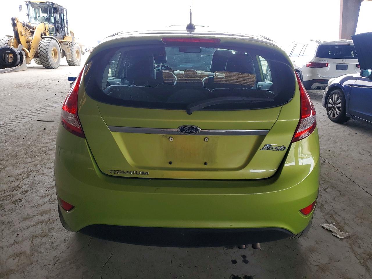 2013 Ford Fiesta Titanium Green vin: 3FADP4FJXDM153949