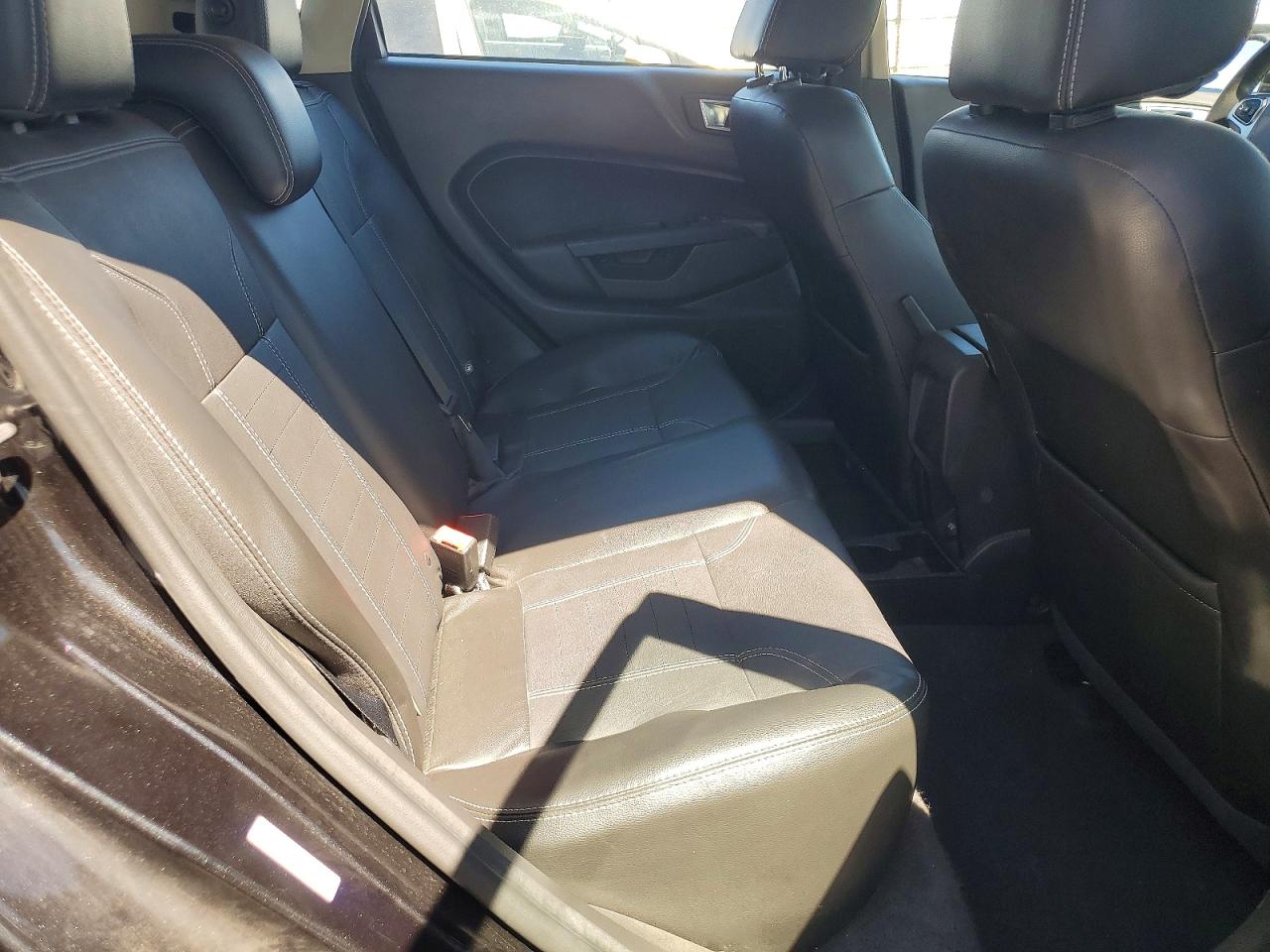 2015 Ford Fiesta Titanium Black vin: 3FADP4FJXFM203526