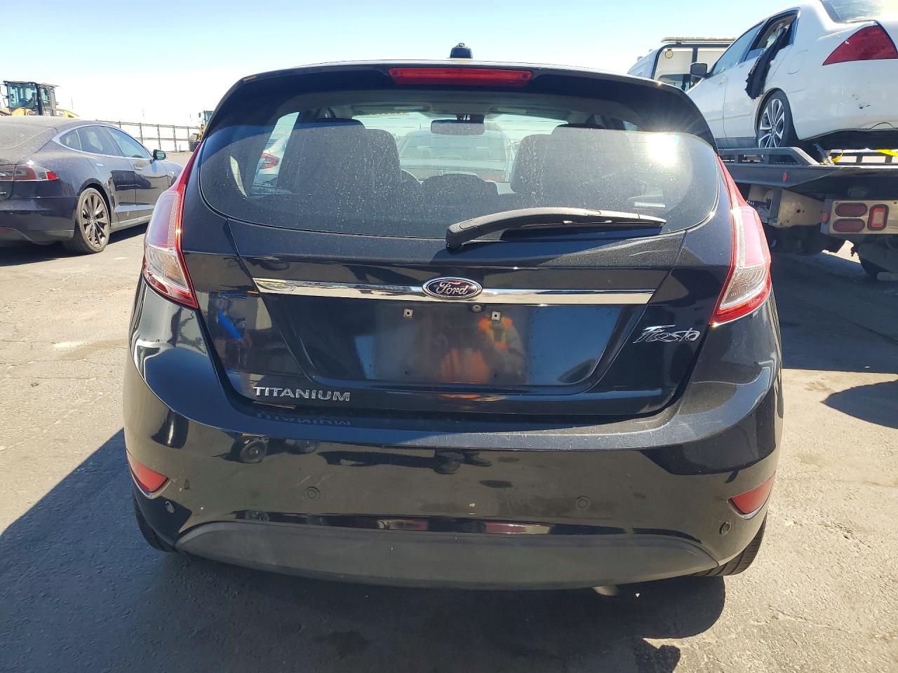 2015 Ford Fiesta Titanium Black vin: 3FADP4FJXFM203526
