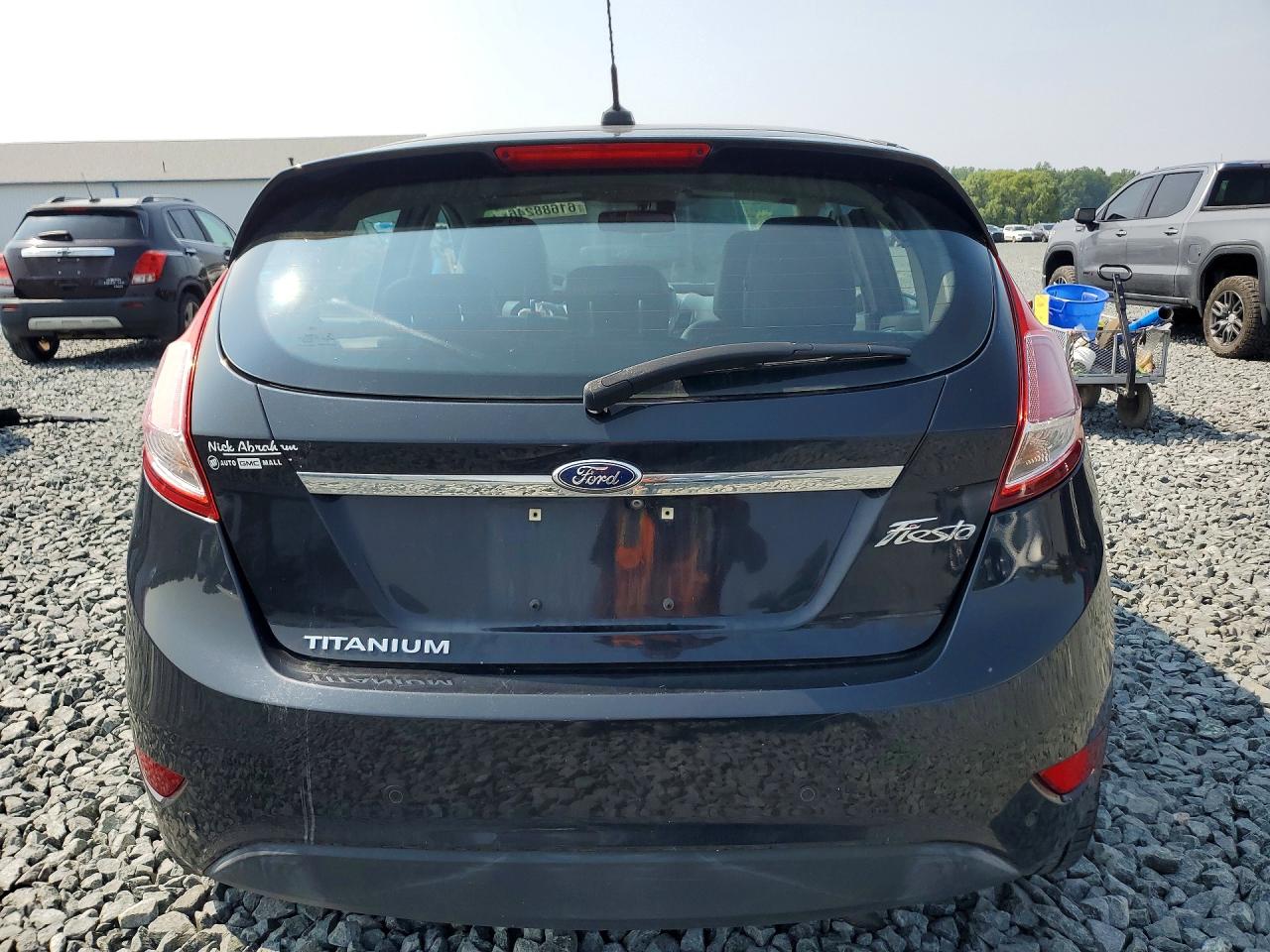2015 Ford Fiesta Titanium Черный vin: 3FADP4FJXFM205633