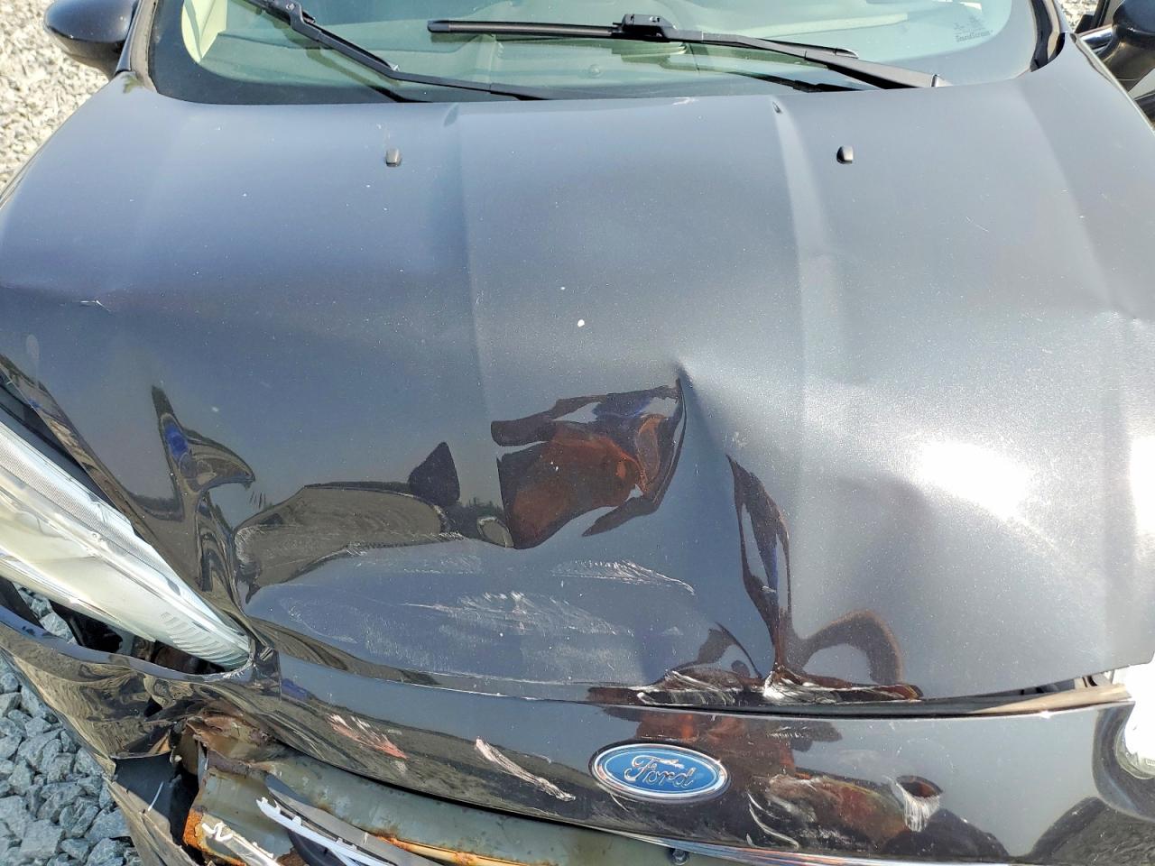 2015 Ford Fiesta Titanium Черный vin: 3FADP4FJXFM205633