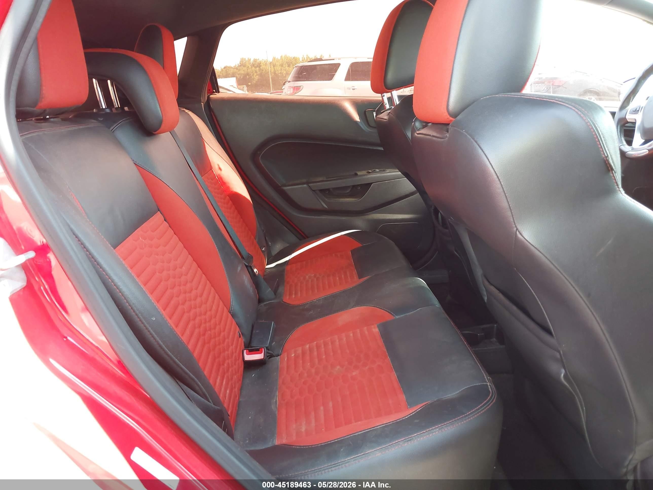 2014 Ford Fiesta St Orange vin: 3FADP4GX1EM125171