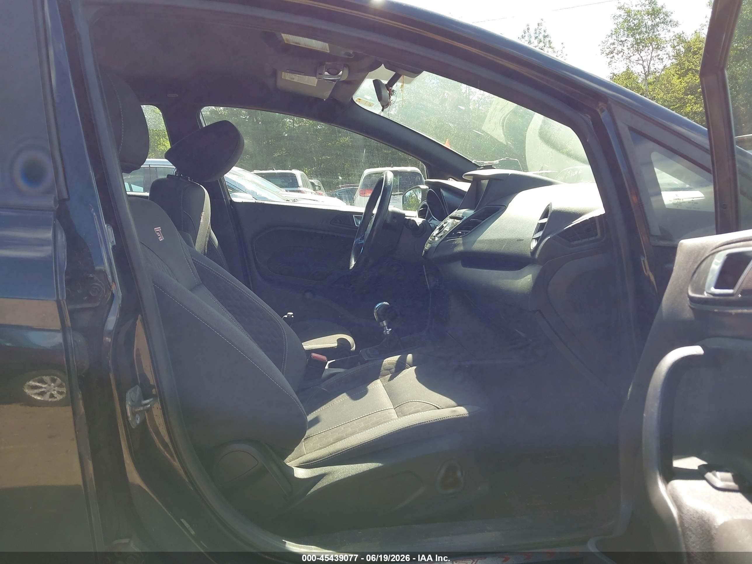 2015 Ford Fiesta St Black vin: 3FADP4GX1FM113412