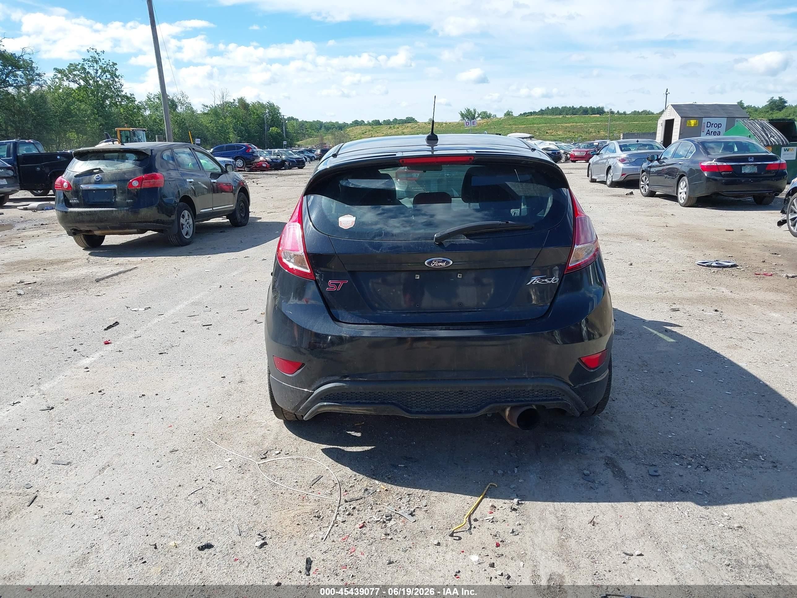 2015 Ford Fiesta St Black vin: 3FADP4GX1FM113412