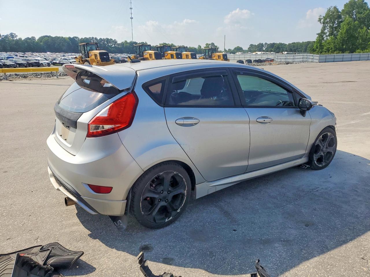 2015 Ford Fiesta St Silver vin: 3FADP4GX1FM202929