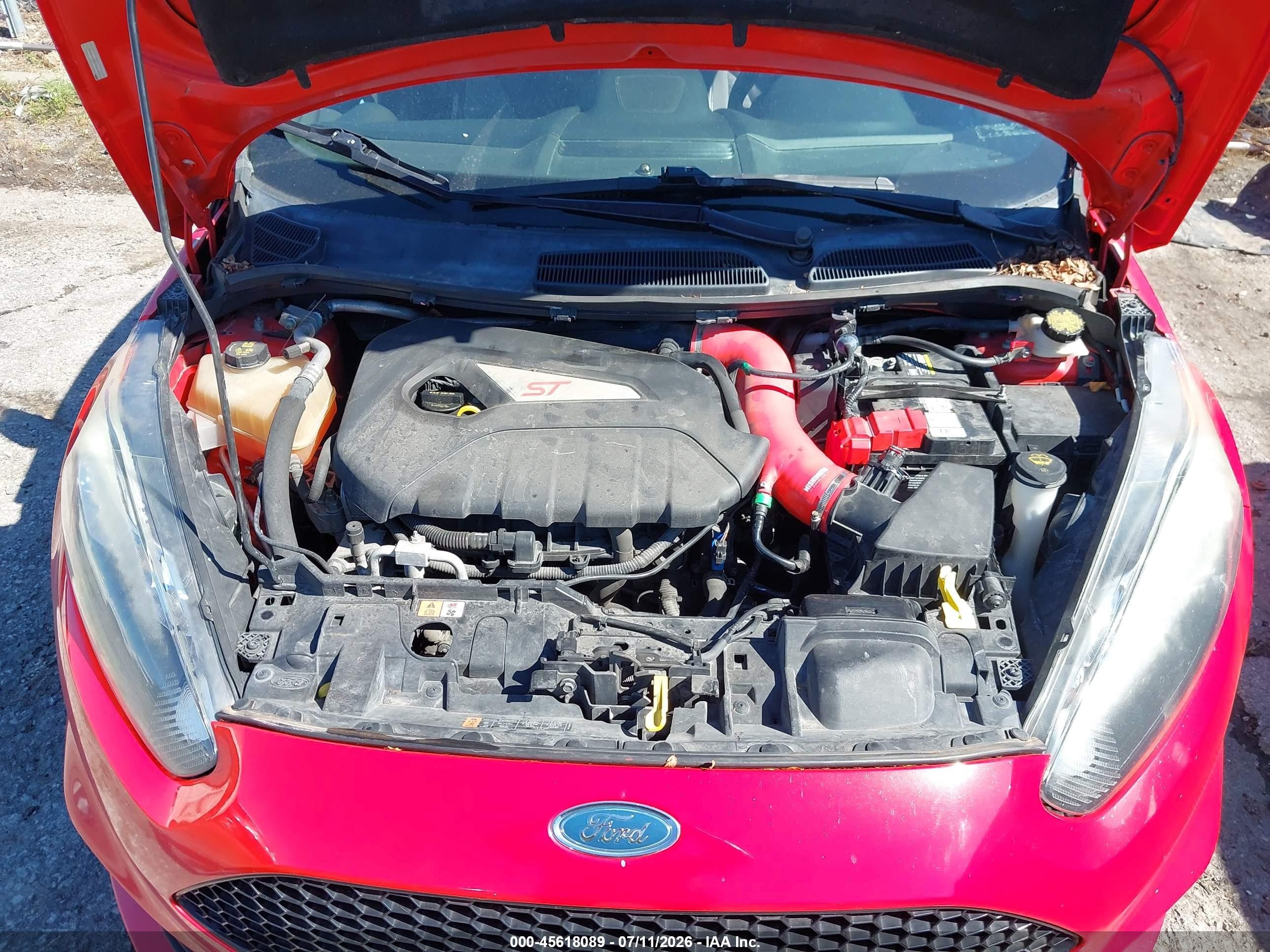 2015 Ford Fiesta St Красный vin: 3FADP4GX2FM213440
