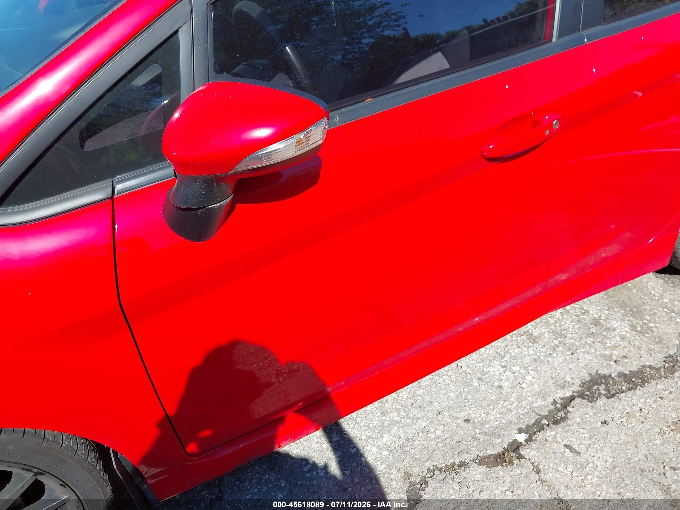 2015 Ford Fiesta St Красный vin: 3FADP4GX2FM213440