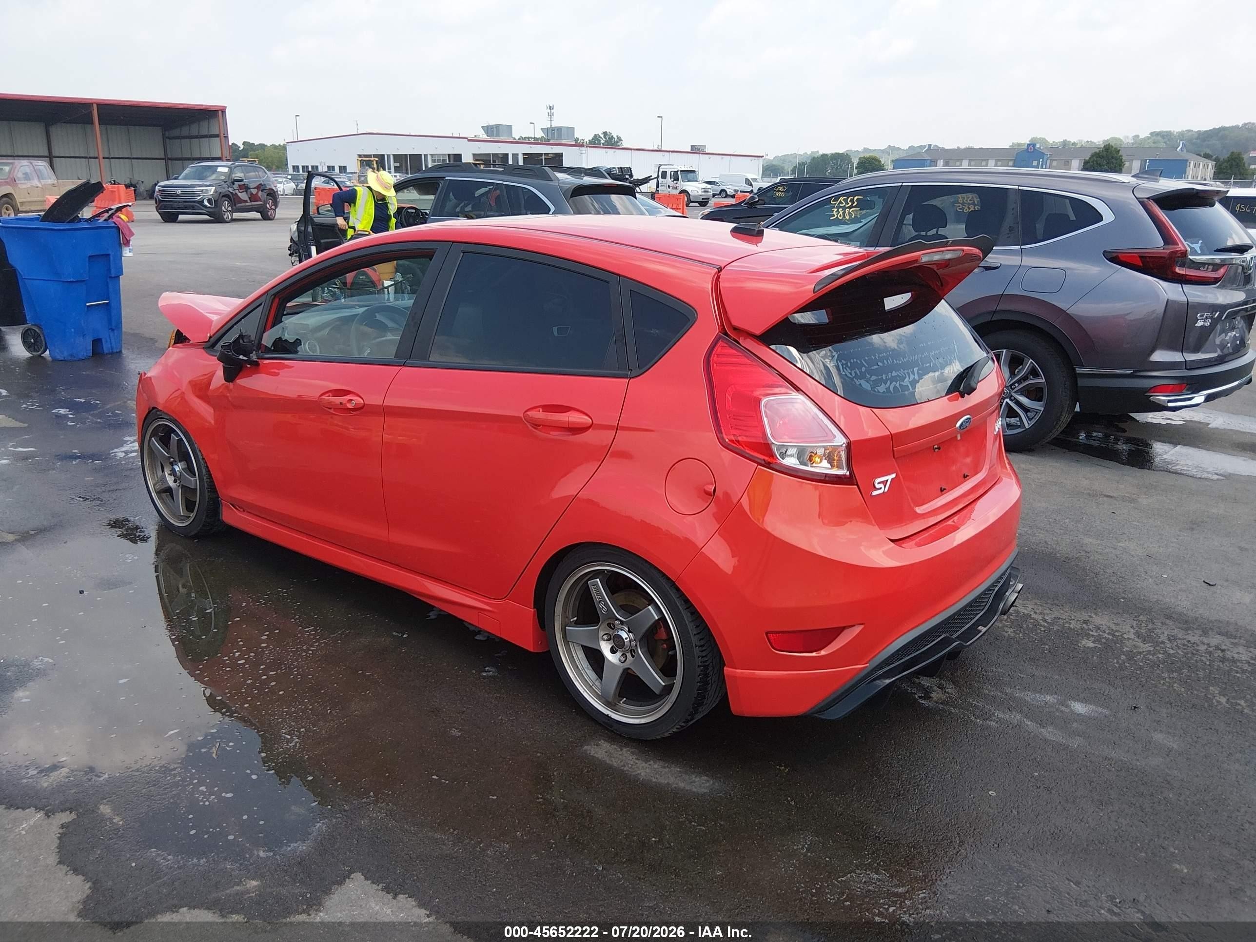 2015 Ford Fiesta St Orange vin: 3FADP4GX2FM224258