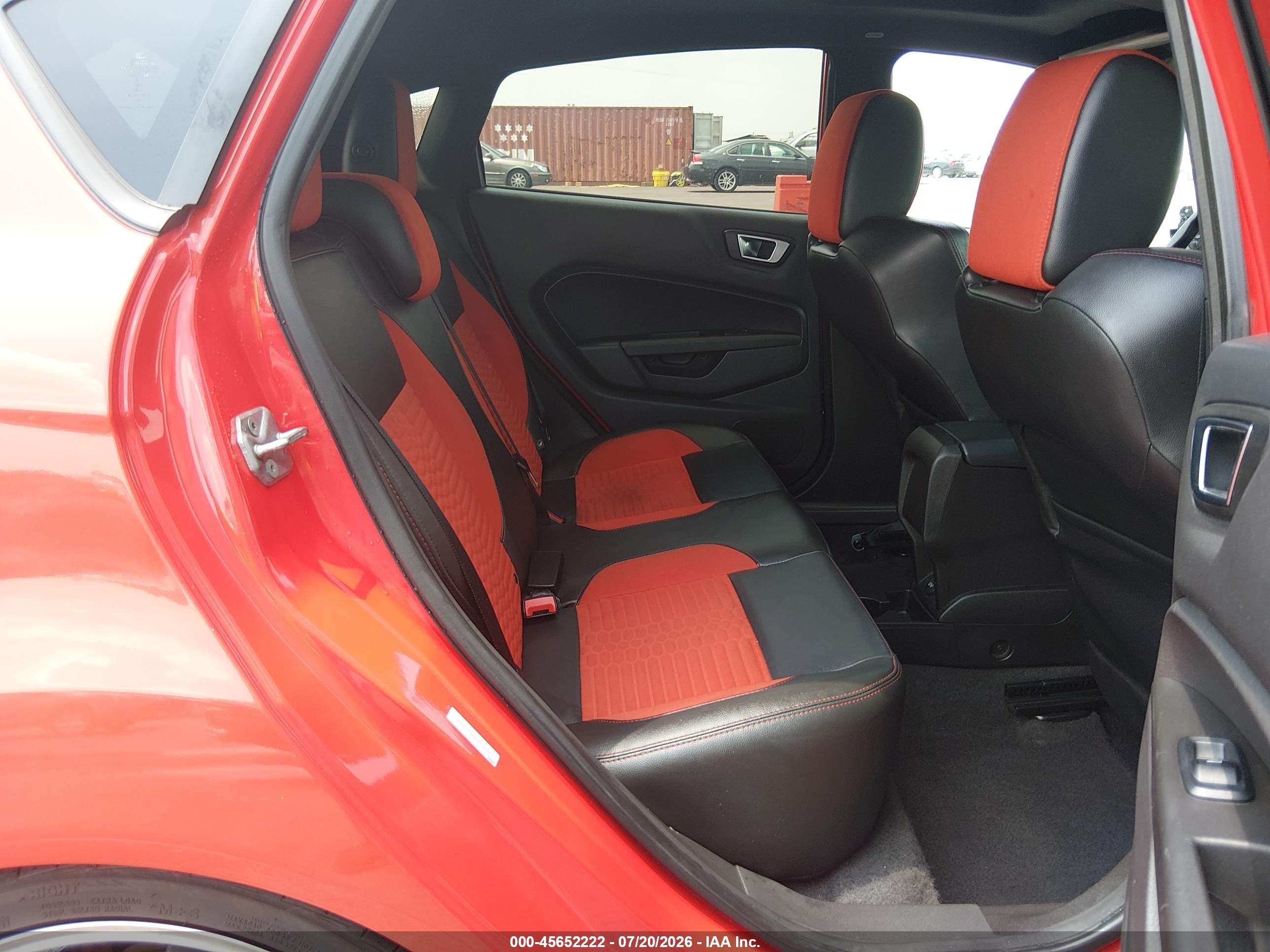 2015 Ford Fiesta St Orange vin: 3FADP4GX2FM224258