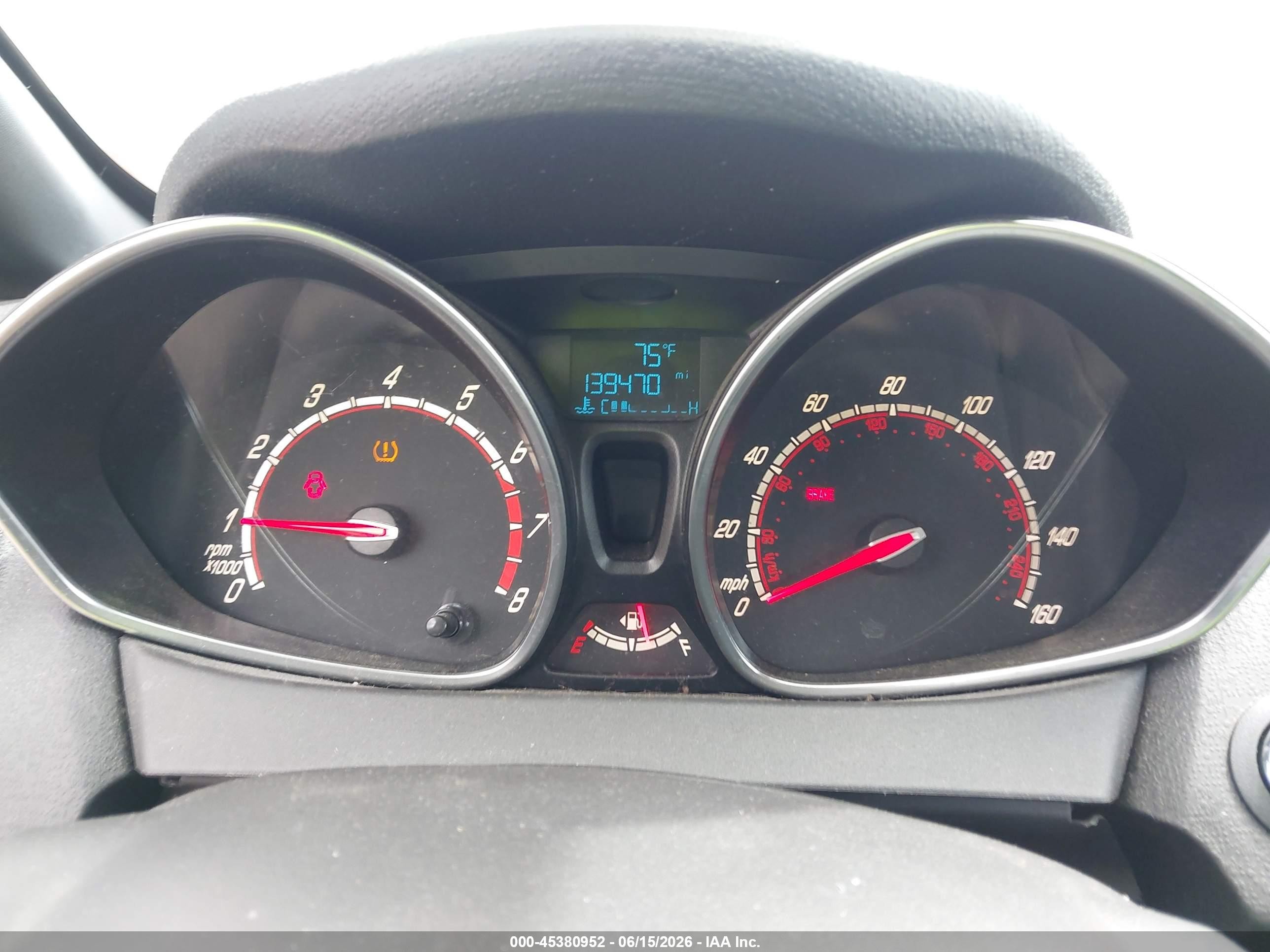 2016 Ford Fiesta St Серый vin: 3FADP4GX2GM155881