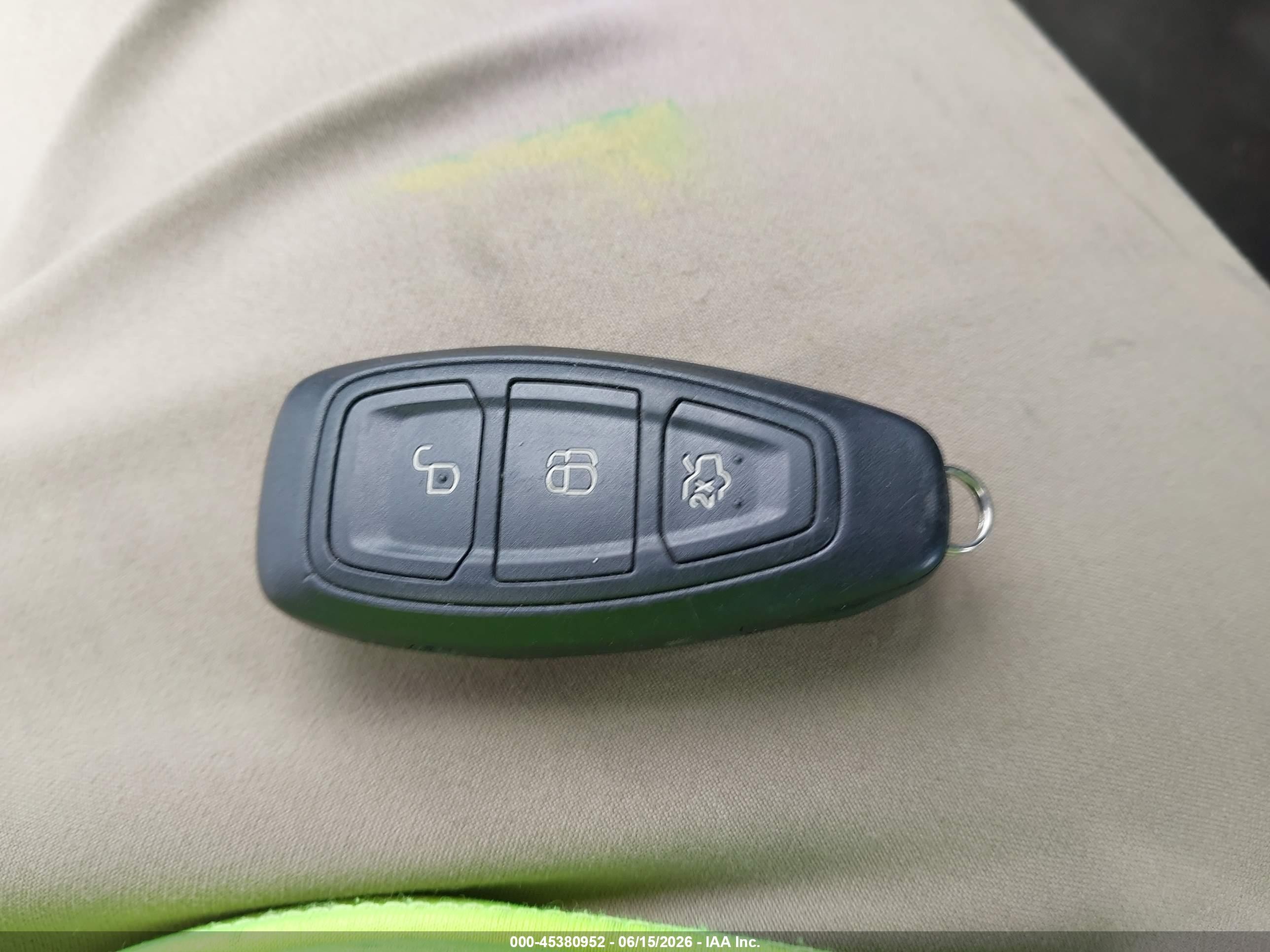 2016 Ford Fiesta St Серый vin: 3FADP4GX2GM155881