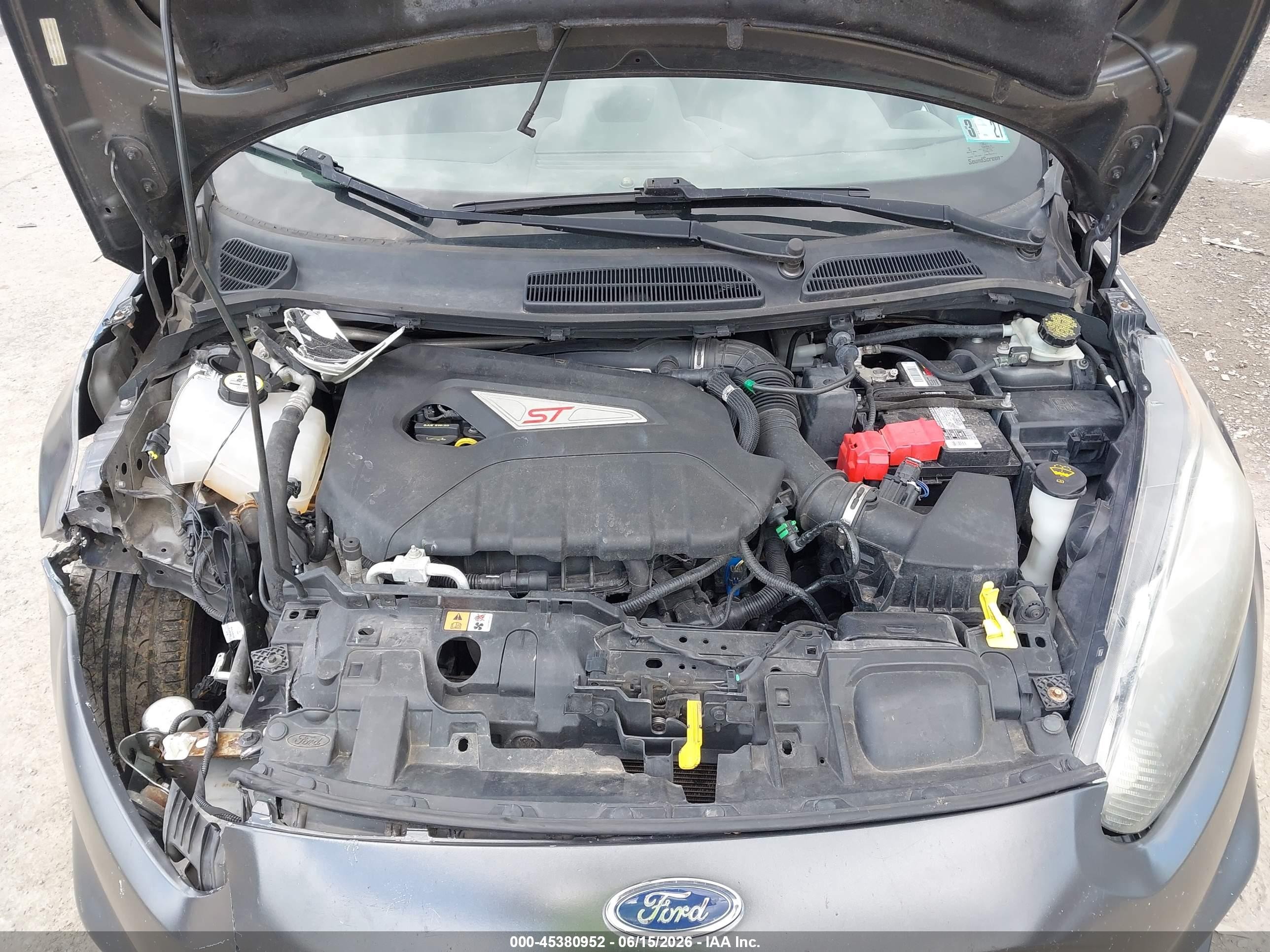 2016 Ford Fiesta St Серый vin: 3FADP4GX2GM155881