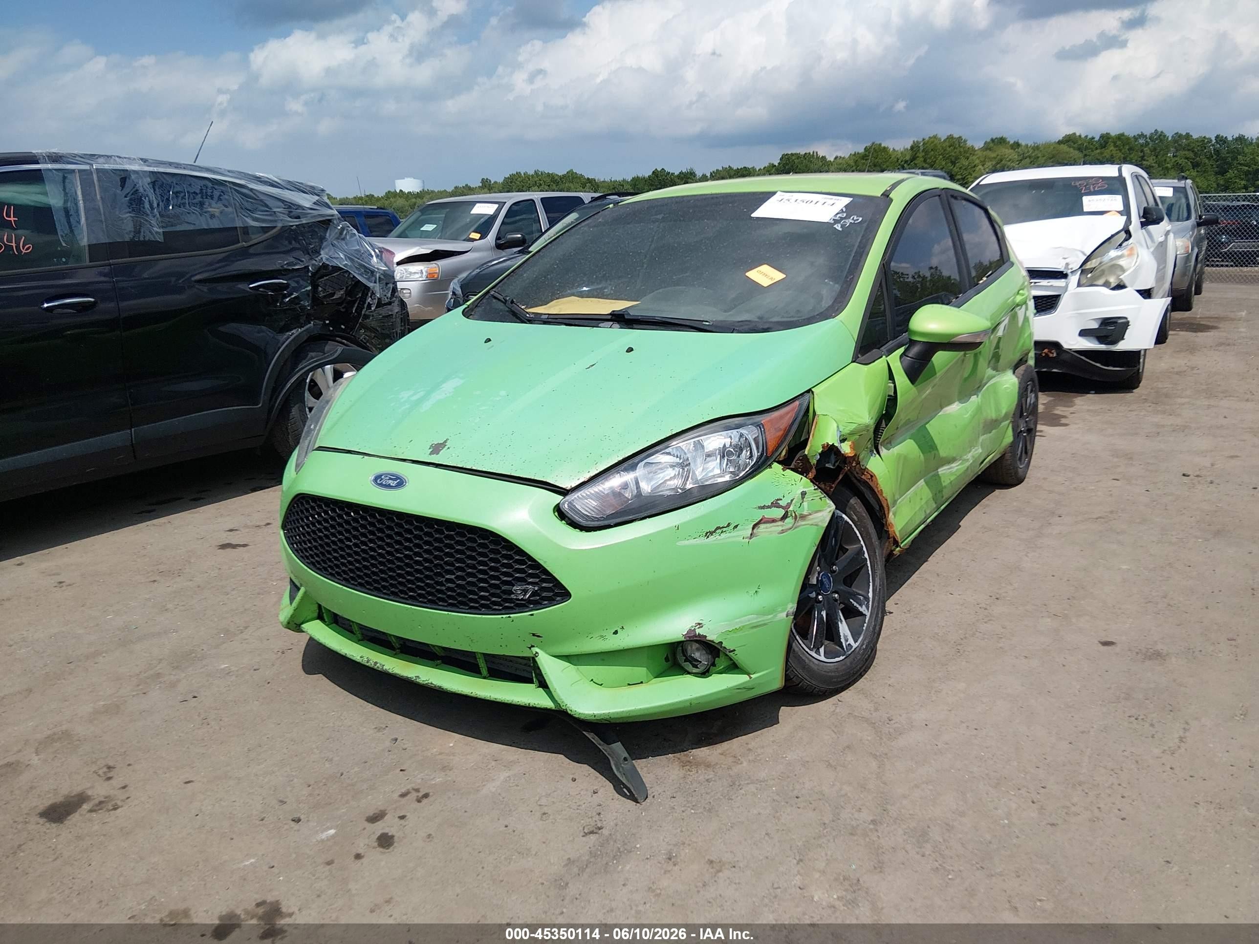 2015 Ford Fiesta St Green vin: 3FADP4GX3FM145276