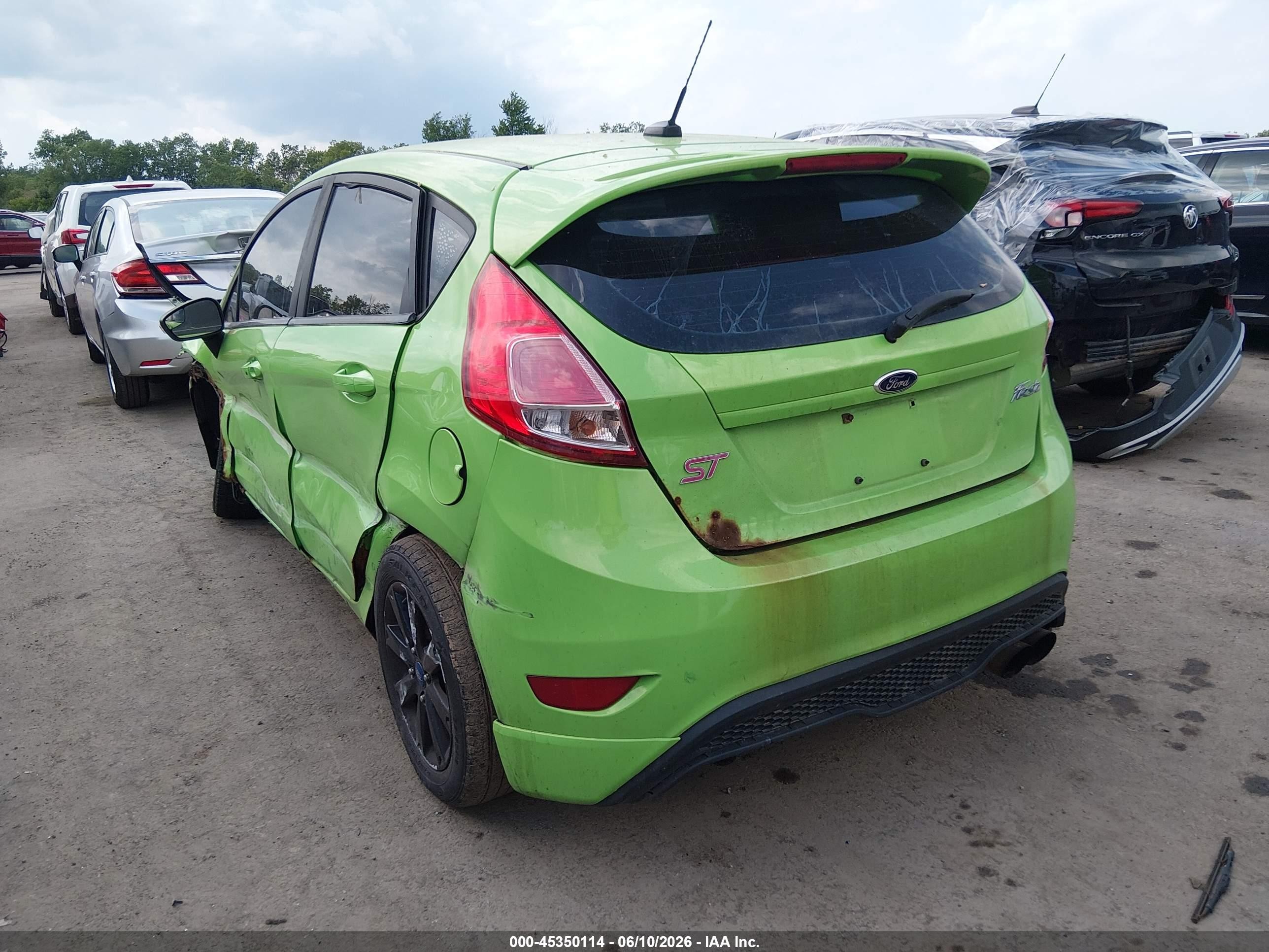 2015 Ford Fiesta St Green vin: 3FADP4GX3FM145276