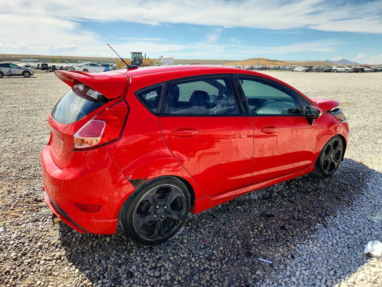 2015 Ford Fiesta St Red vin: 3FADP4GX4FM153340