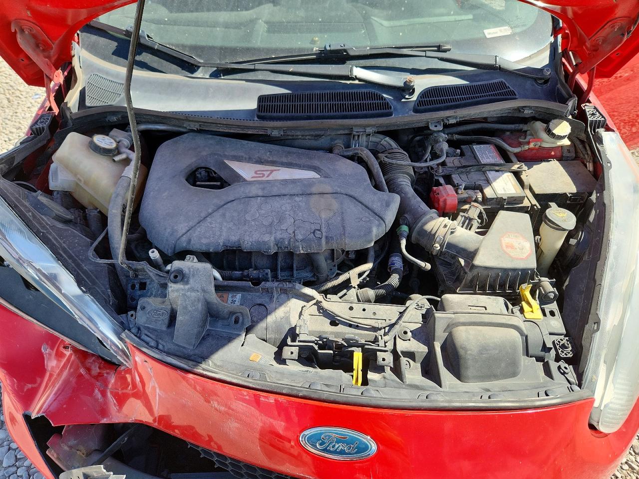 2015 Ford Fiesta St Red vin: 3FADP4GX4FM153340