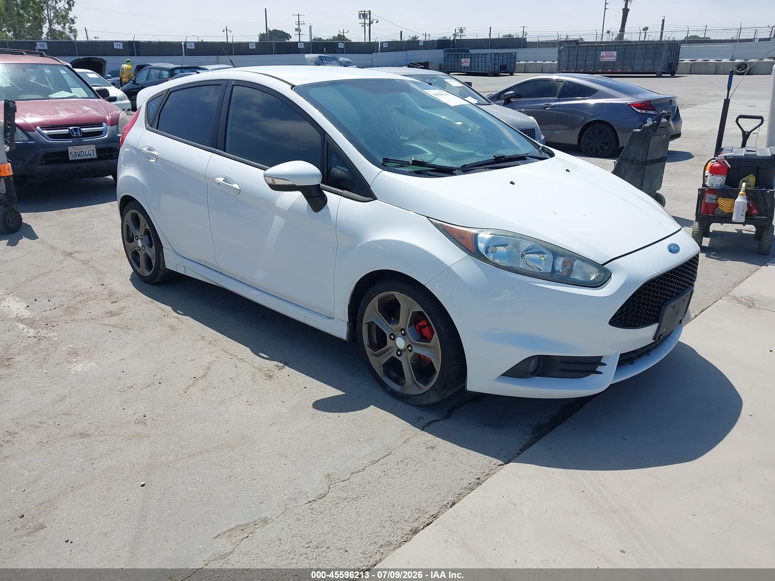 2014 Ford Fiesta St White vin: 3FADP4GX6EM163625