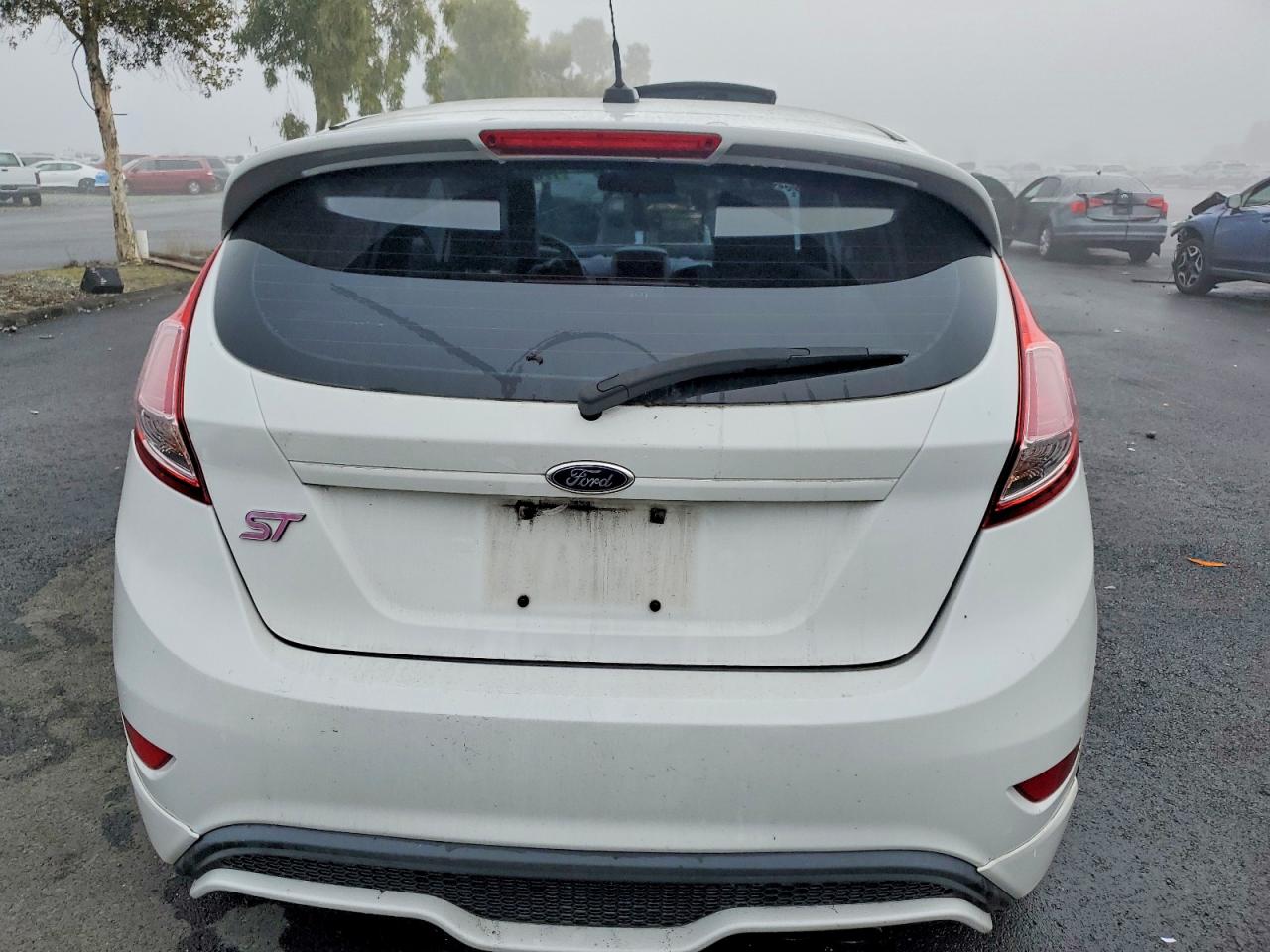 2014 Ford Fiesta St Белый vin: 3FADP4GX6EM171613