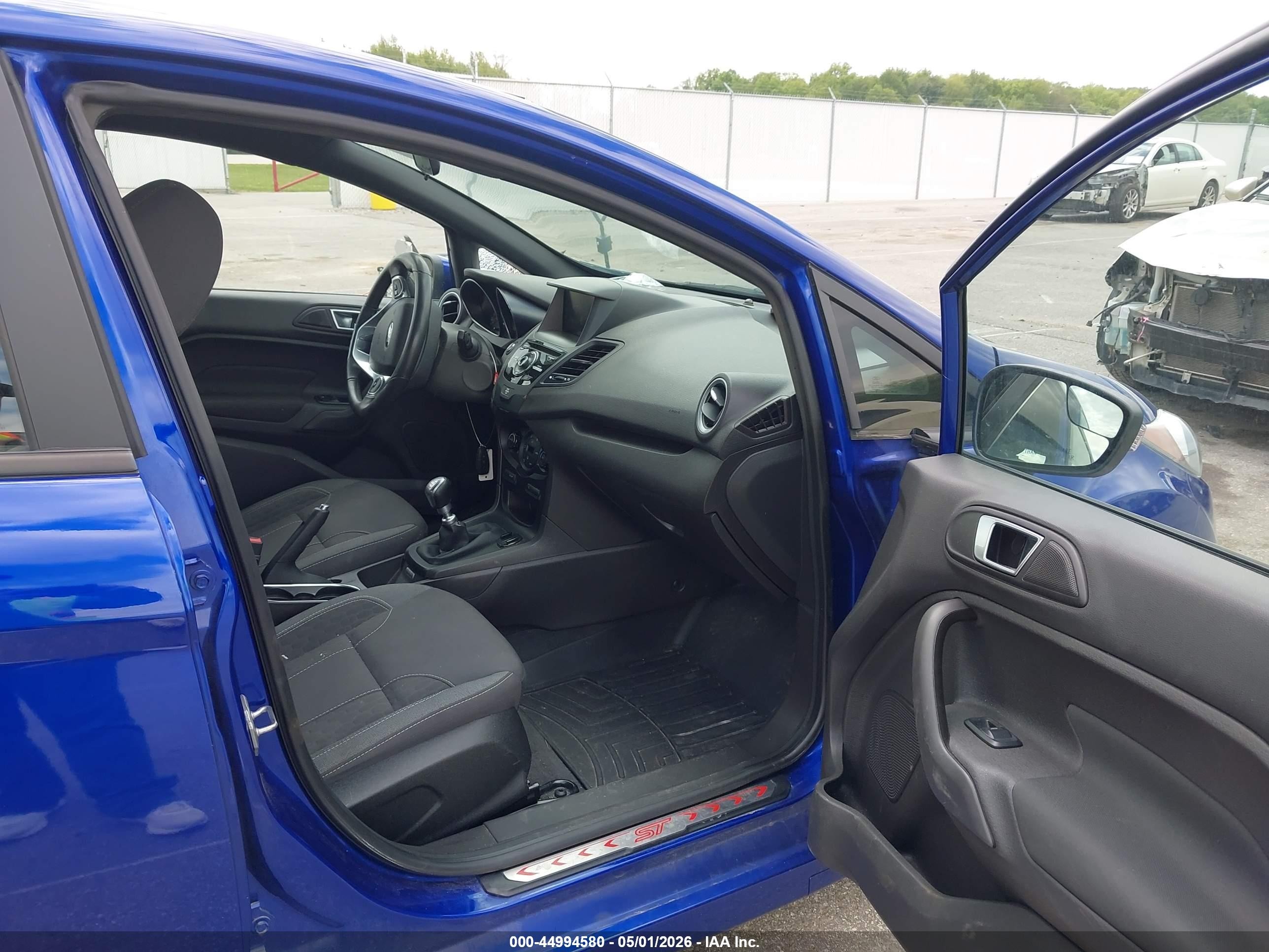 2014 Ford Fiesta St Blue vin: 3FADP4GX8EM240303