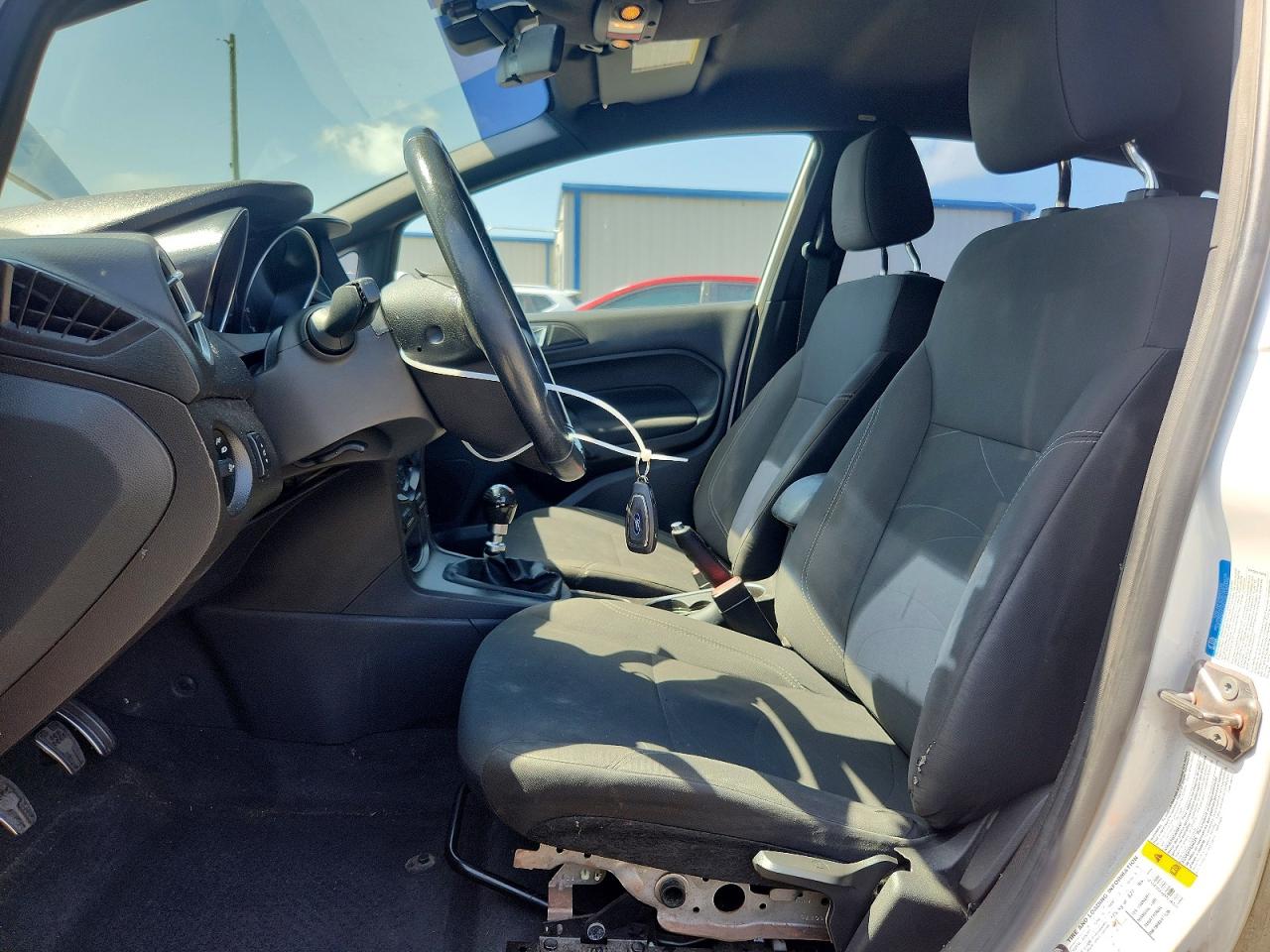 2014 Ford Fiesta St Белый vin: 3FADP4GXXEM236401