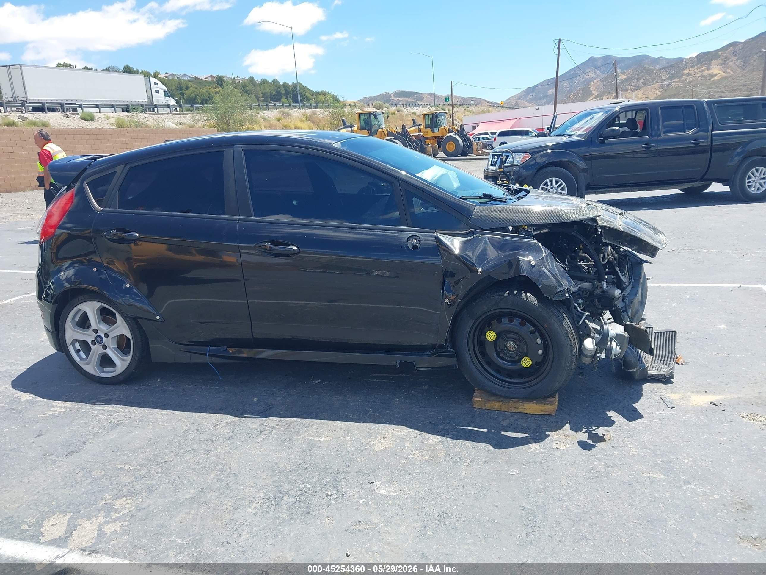 2015 Ford Fiesta St Black vin: 3FADP4GXXFM225240