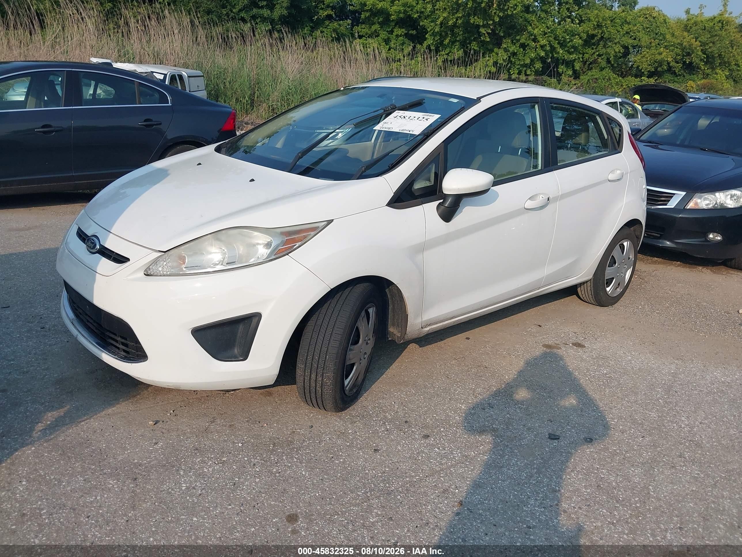 2013 Ford Fiesta S White vin: 3FADP4TJ1DM215419
