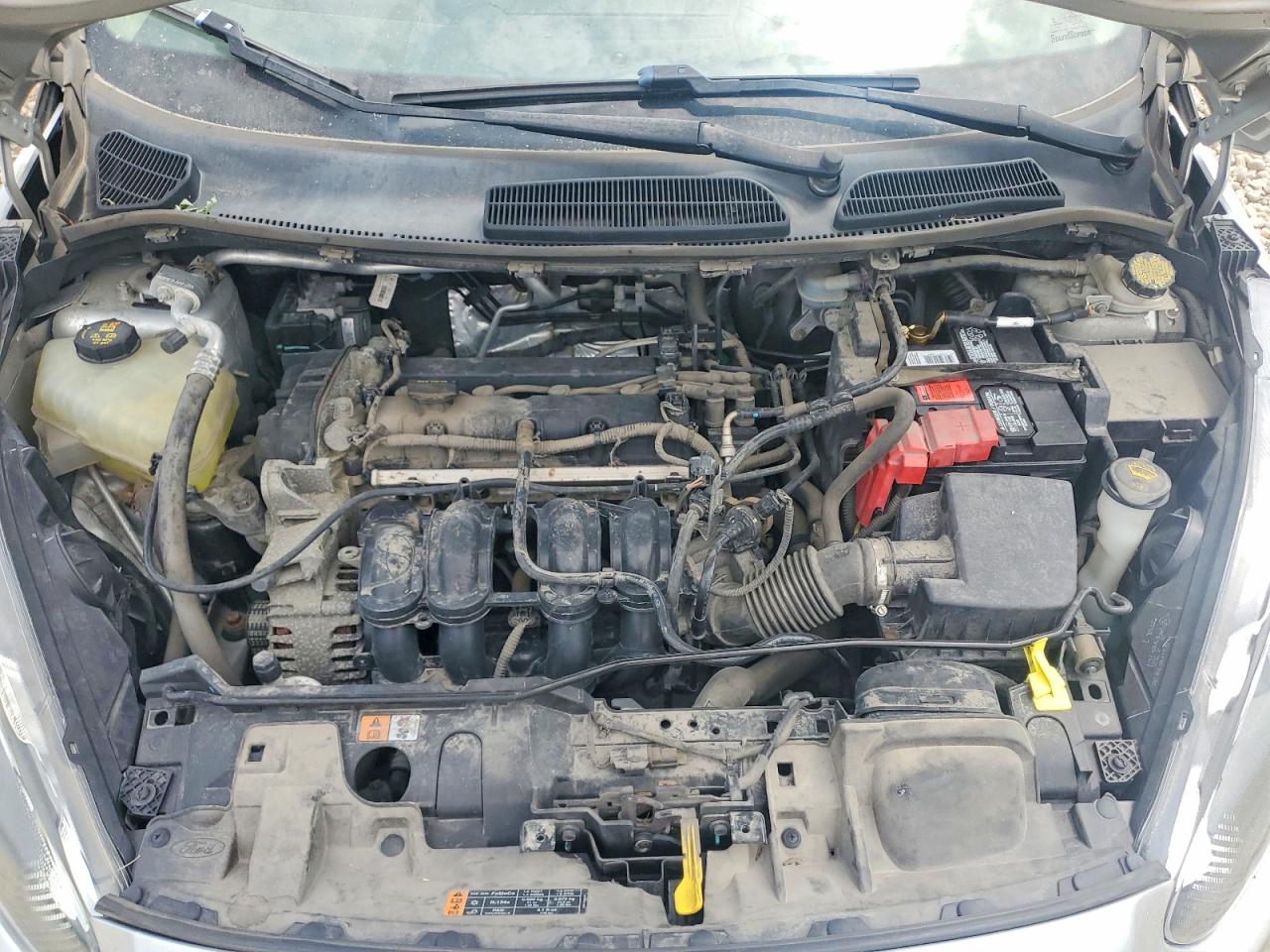 2014 Ford Fiesta S Silver vin: 3FADP4TJ1EM226342