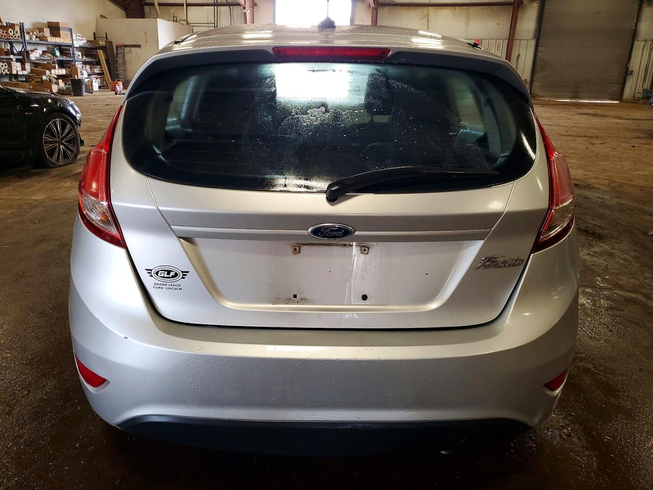 2015 Ford Fiesta S Silver vin: 3FADP4TJ2FM166685