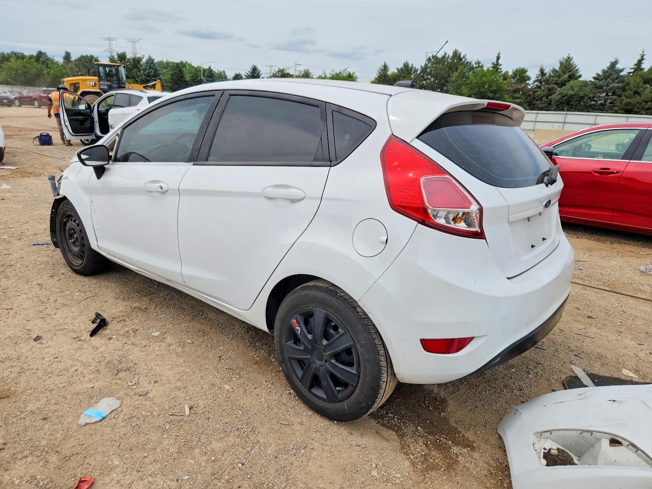 2014 Ford Fiesta S White vin: 3FADP4TJ3EM189715