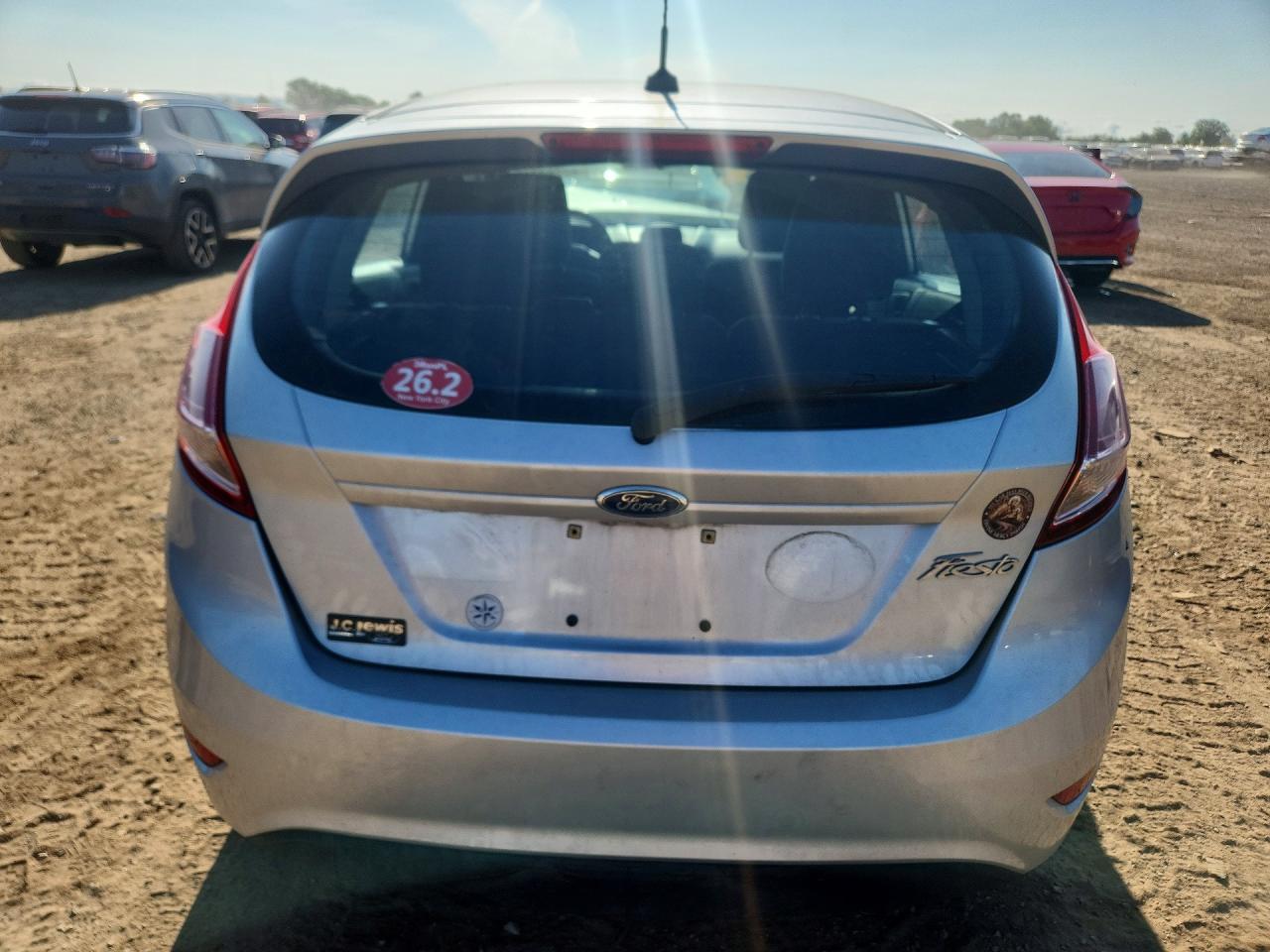 2015 Ford Fiesta S Silver vin: 3FADP4TJ4FM167059