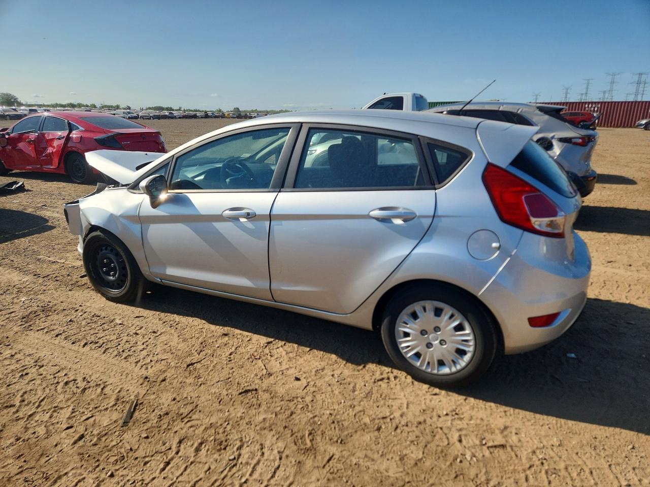 2015 Ford Fiesta S Silver vin: 3FADP4TJ4FM167059