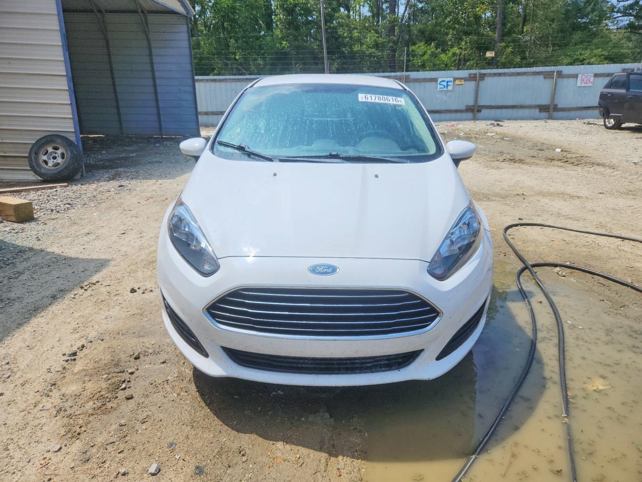 2014 Ford Fiesta S White vin: 3FADP4TJ8EM199687