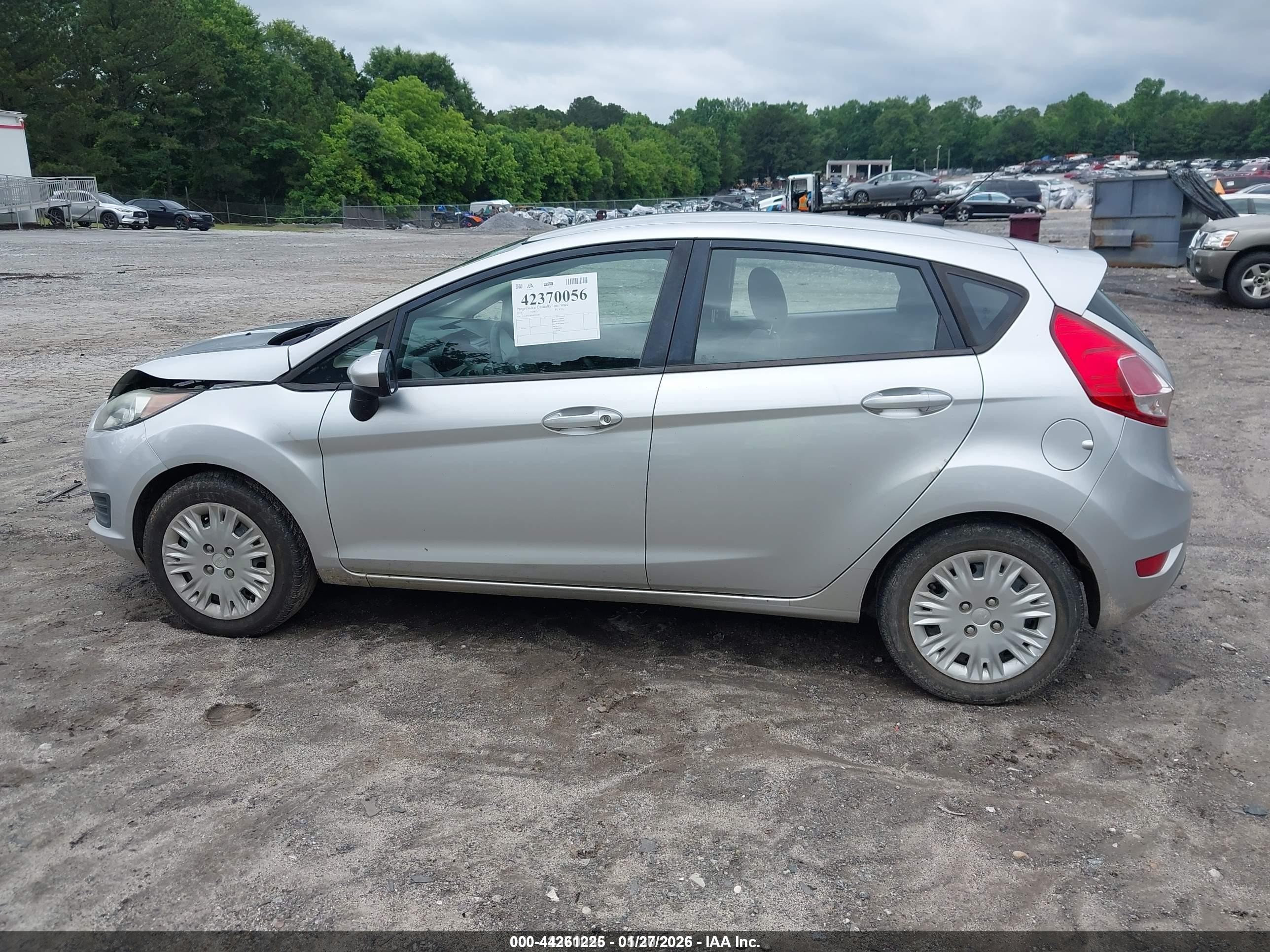2015 Ford Fiesta S Silver vin: 3FADP4TJ8FM222189
