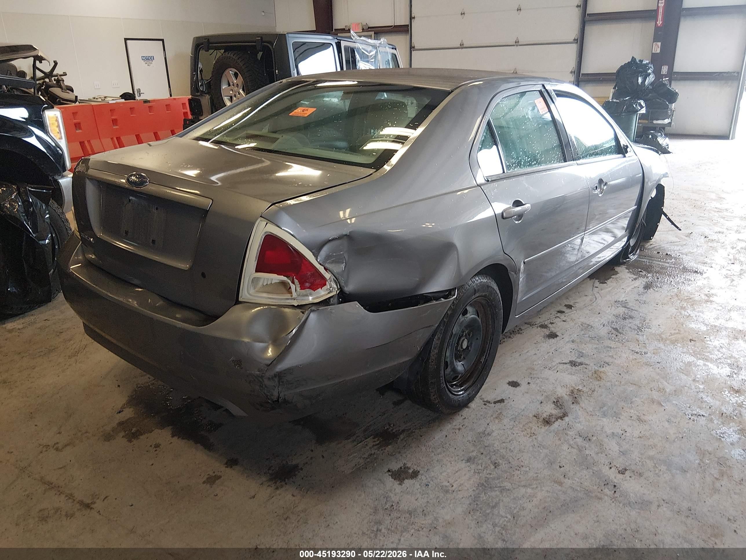 2006 Ford Fusion S Silver vin: 3FAFP06Z76R205907