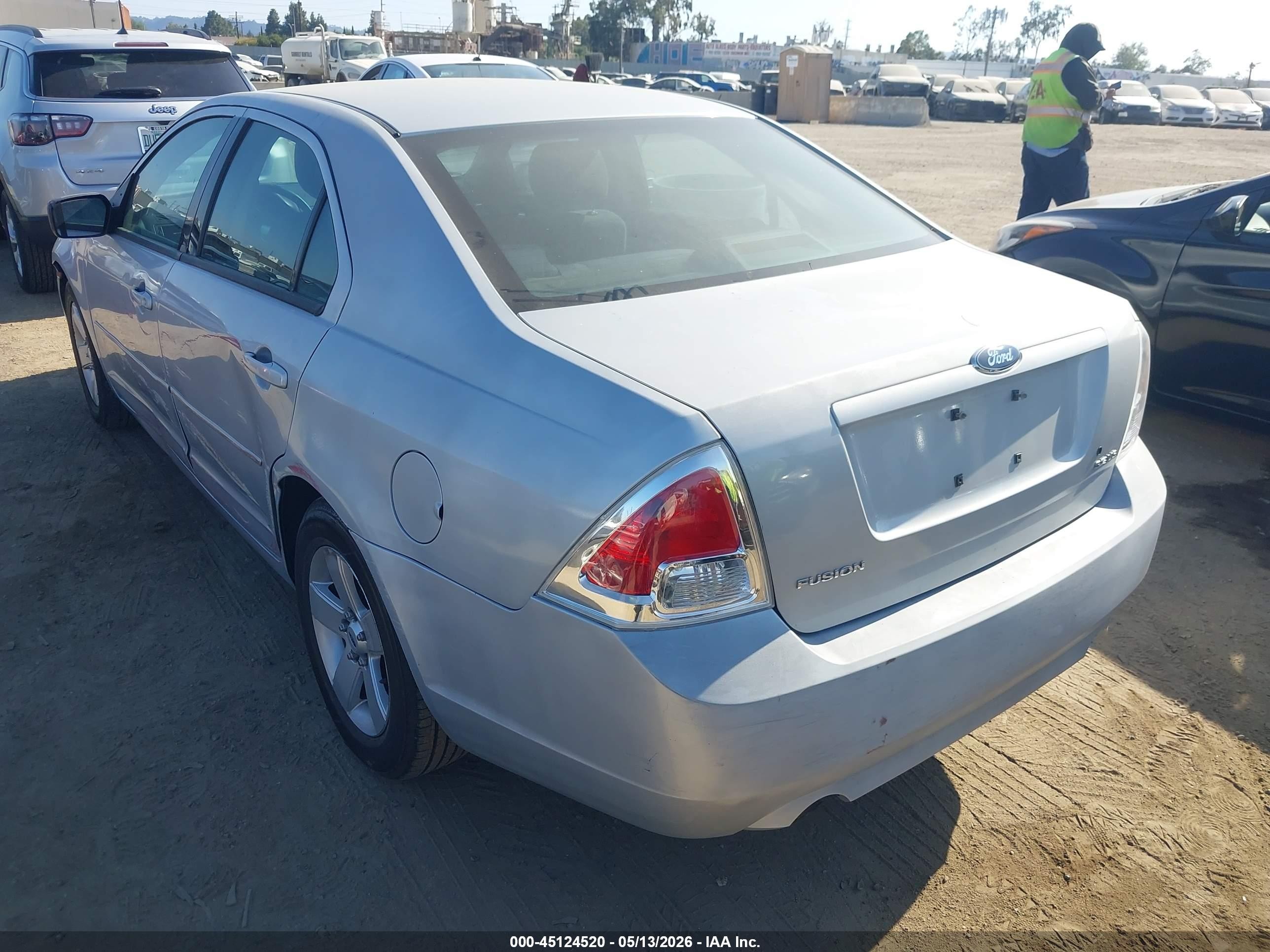 2006 Ford Fusion Se Серебряный vin: 3FAFP07126R181945