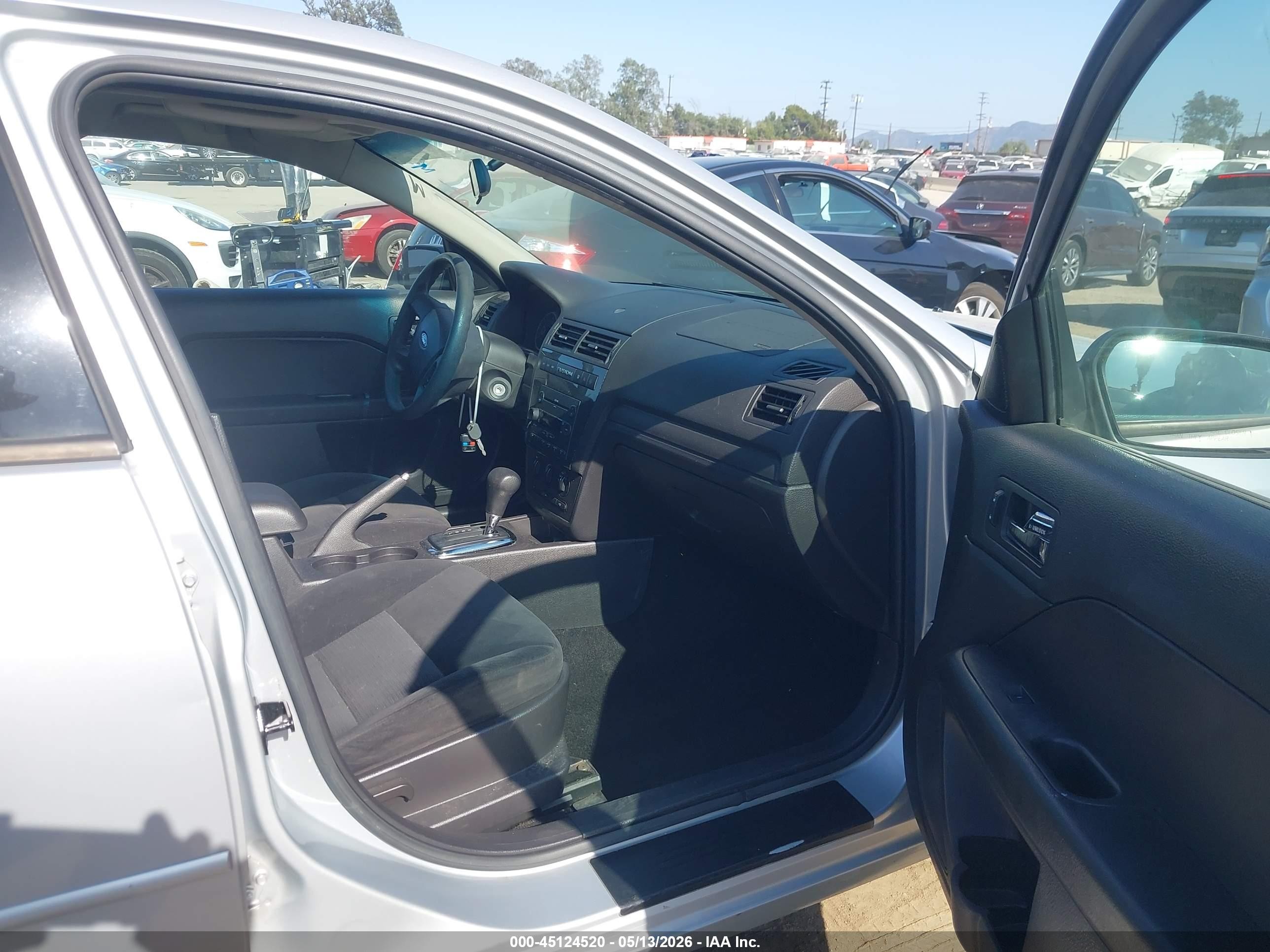 2006 Ford Fusion Se Серебряный vin: 3FAFP07126R181945