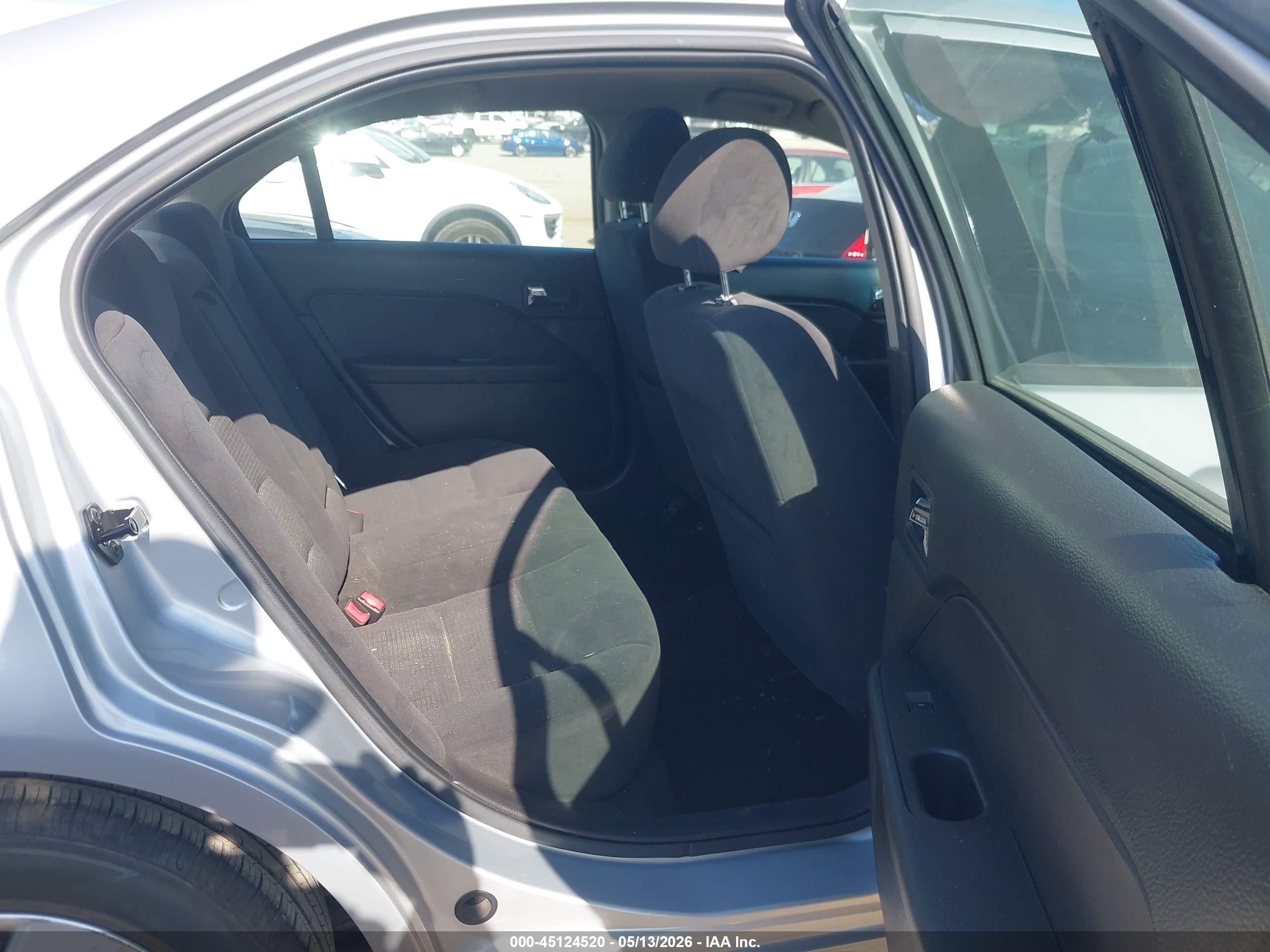 2006 Ford Fusion Se Серебряный vin: 3FAFP07126R181945
