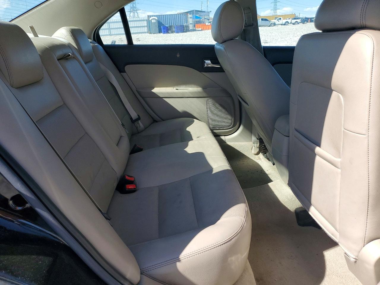 2006 Ford Fusion Se Two Tone vin: 3FAFP07186R193680