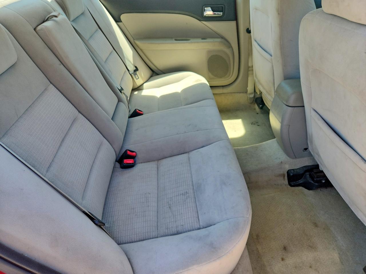 2006 Ford Fusion Se Red vin: 3FAFP07Z46R186098