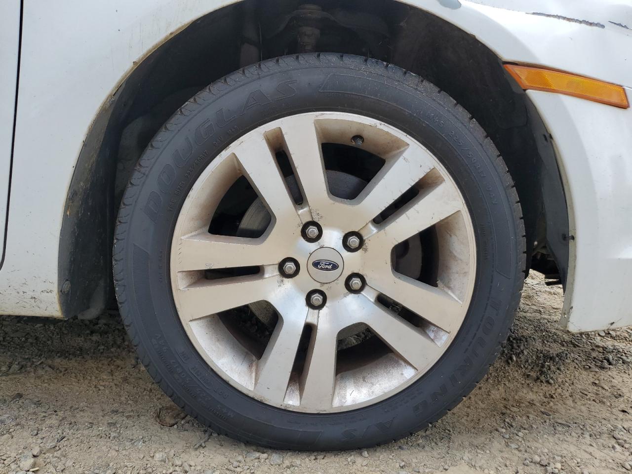 2006 Ford Fusion Sel White vin: 3FAFP08Z76R143700 Damage: Right Front Wheel, Curb Rash, 1 To 2 Inches