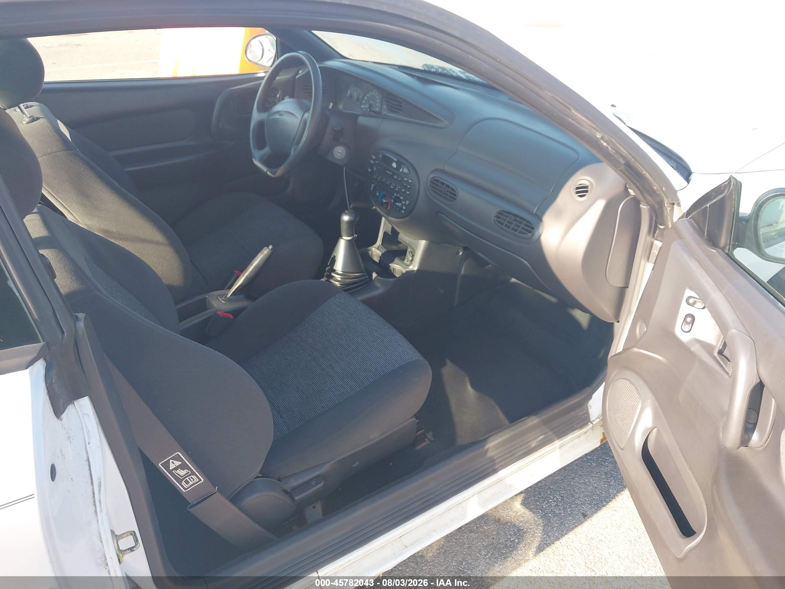 2001 Ford Escort Zx2 White vin: 3FAFP11351R142632