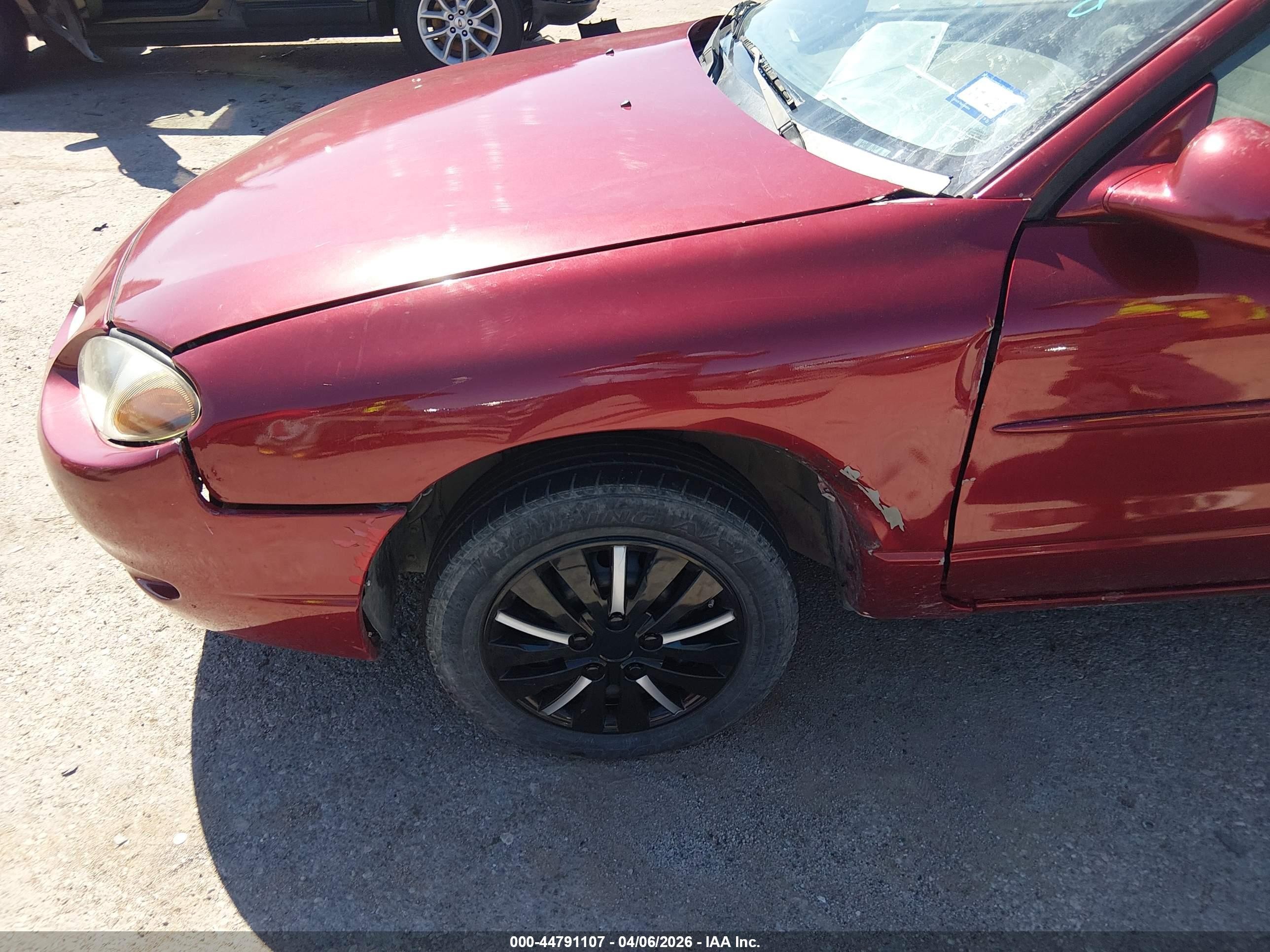2001 Ford Escort Zx2 Red vin: 3FAFP11351R157843