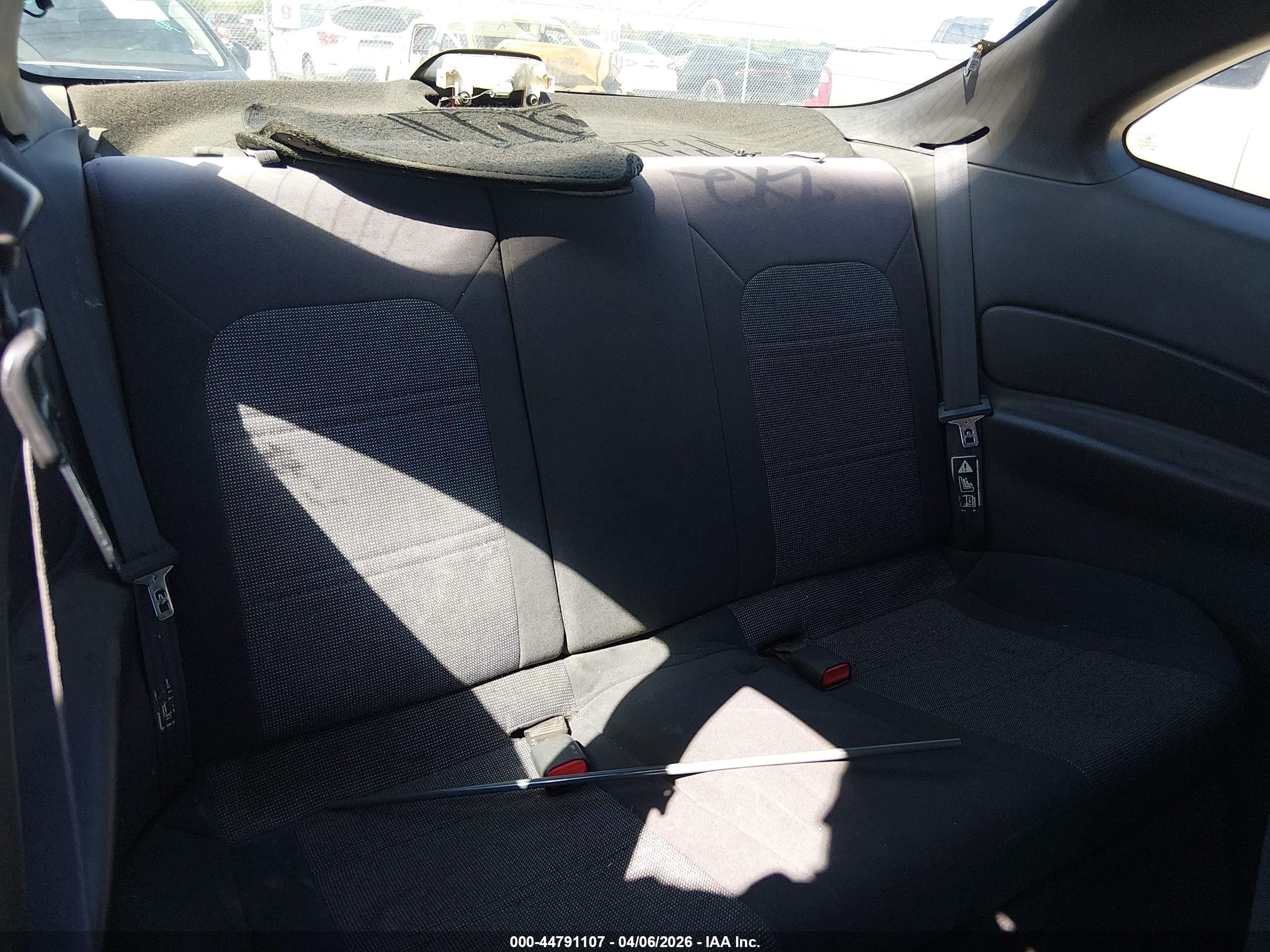 2001 Ford Escort Zx2 Red vin: 3FAFP11351R157843