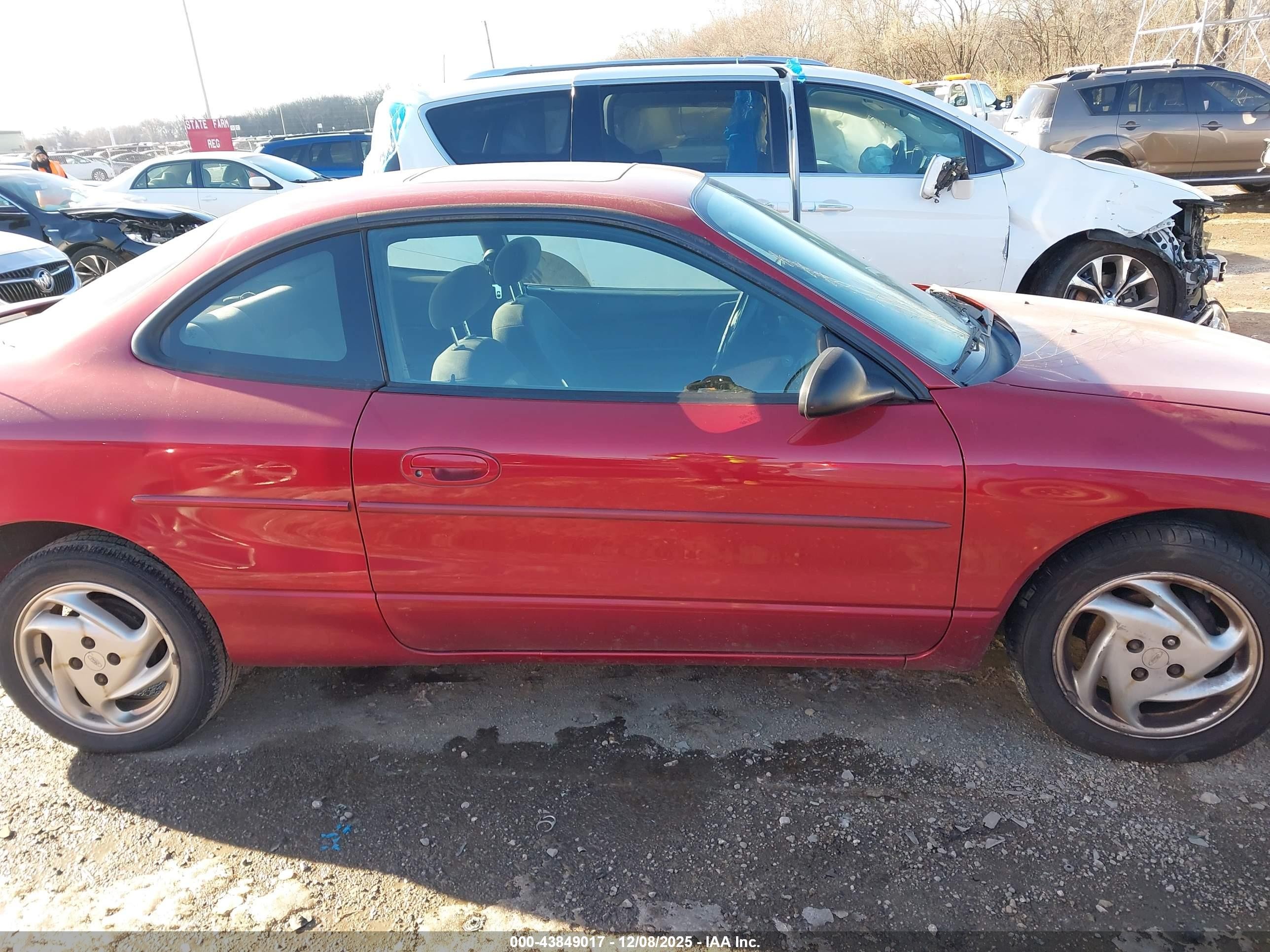 2001 Ford Escort Zx2 Red vin: 3FAFP11351R222321