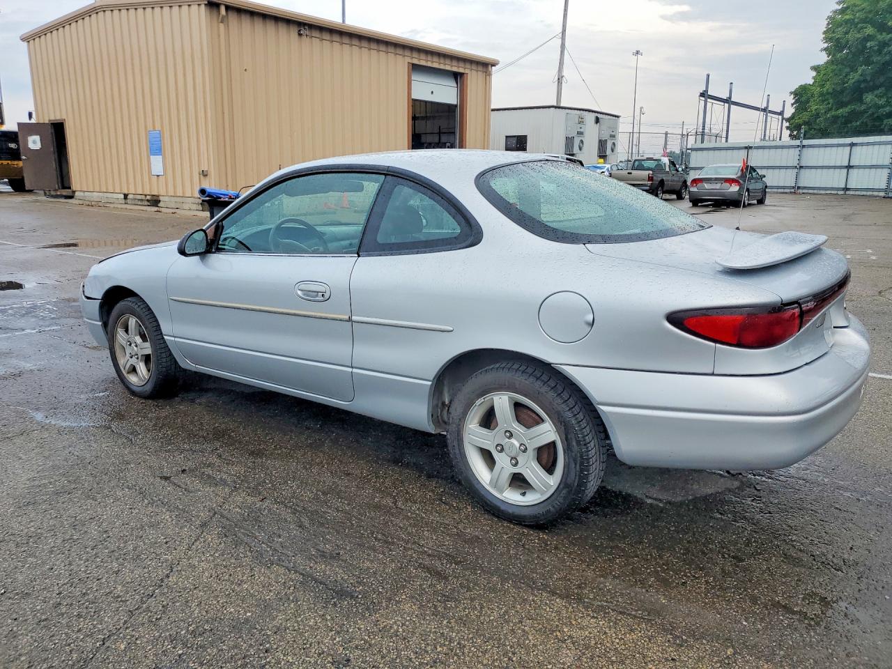 2003 Ford Escort Zx2 Серебряный vin: 3FAFP11373R148578