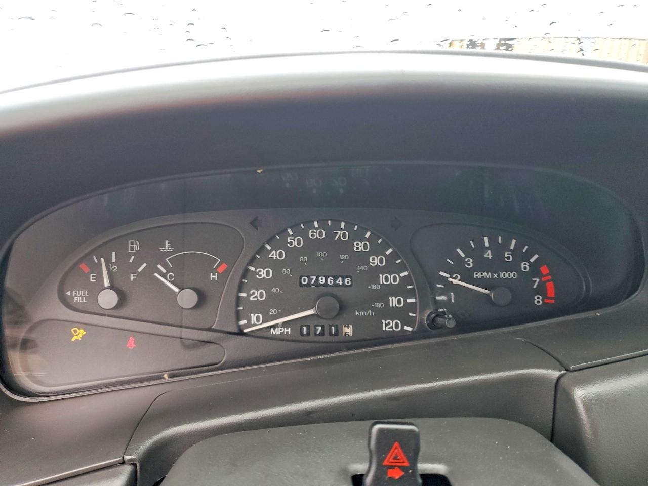 2003 Ford Escort Zx2 Серебряный vin: 3FAFP11373R148578
